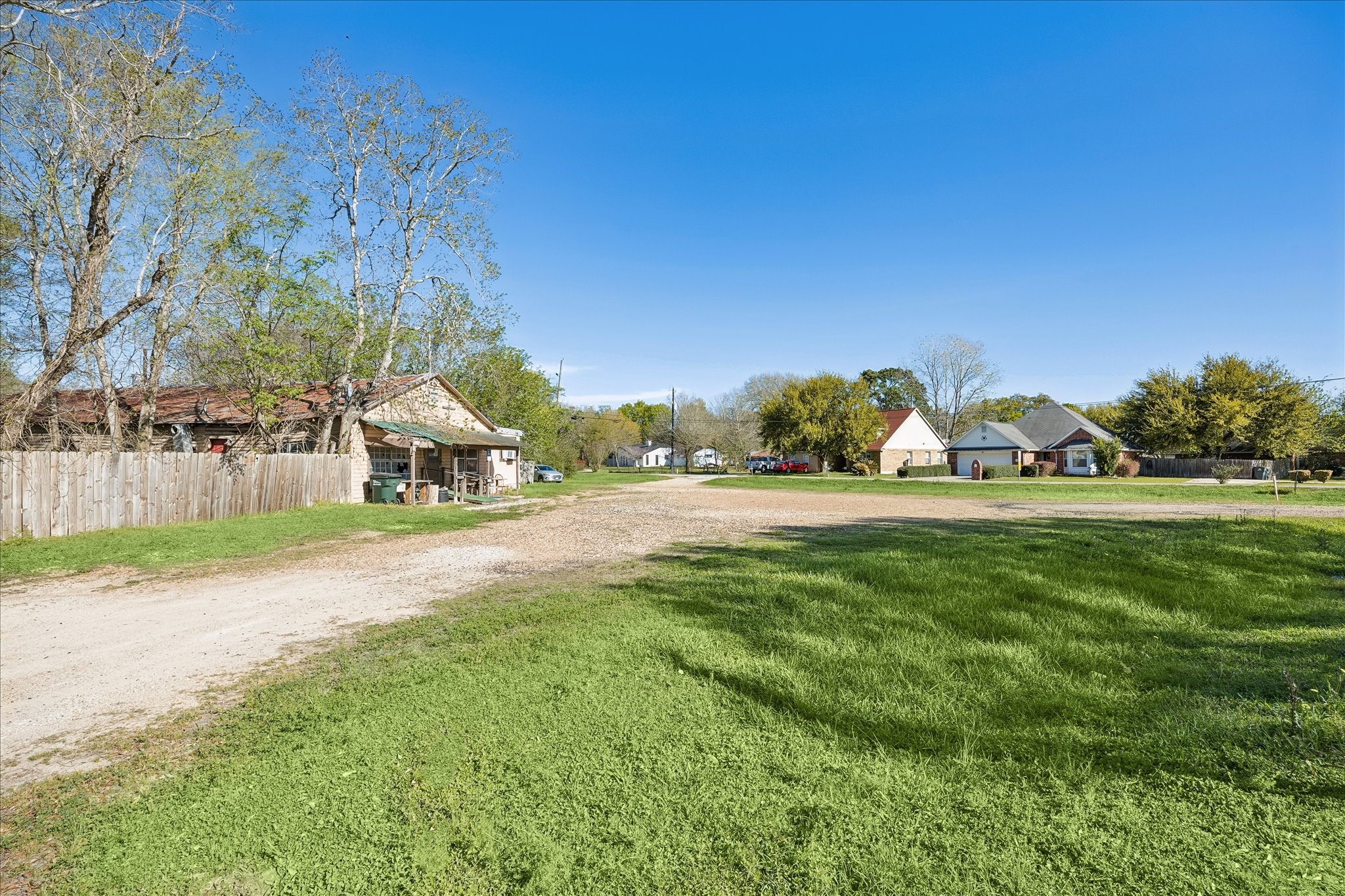 805 Frydek Road Property Photo 7