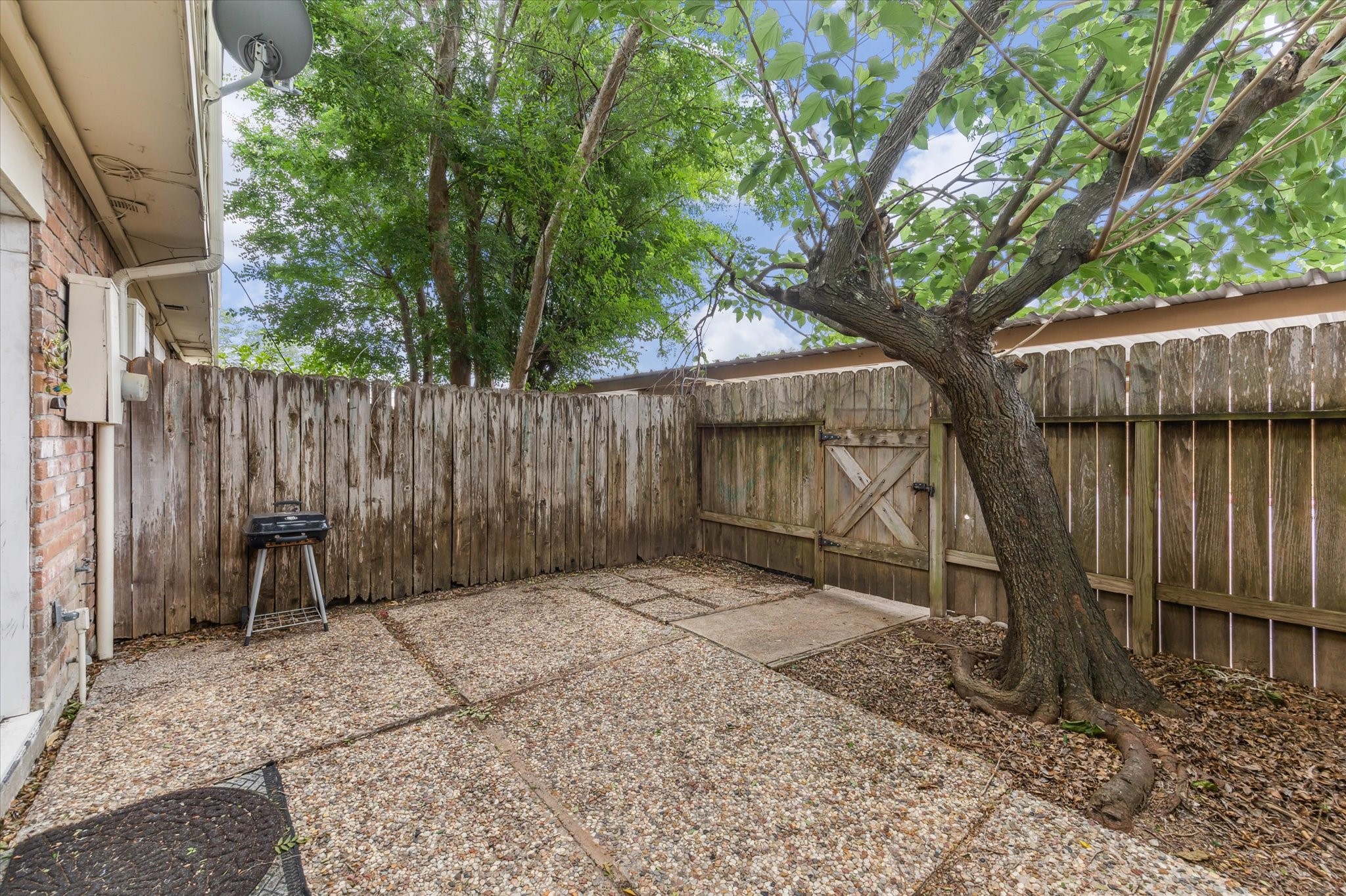 1107 Country Place Drive Property Photo 9