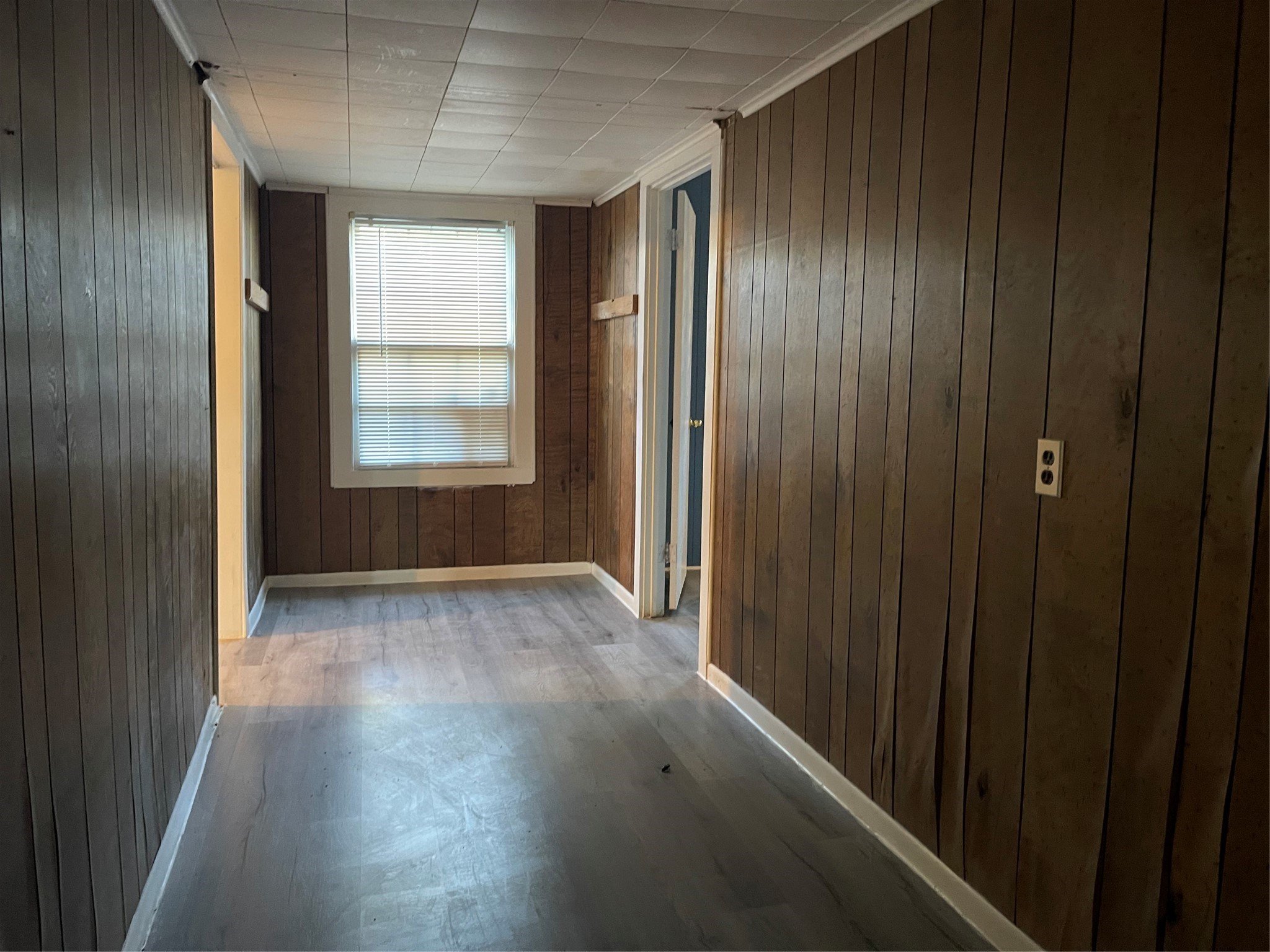 255 Frank Street A-b Property Photo 32