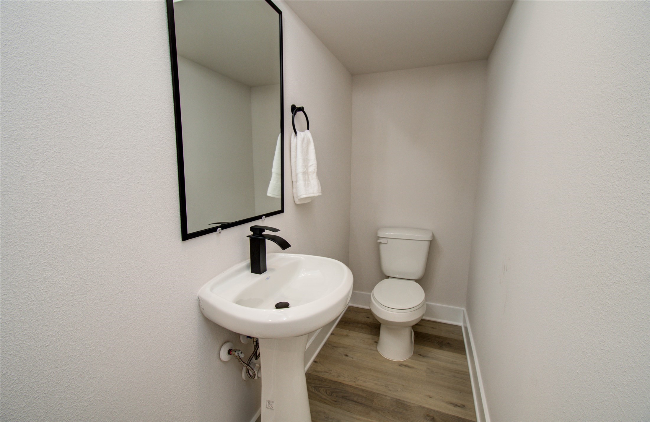 2626 W Tidwell Road B Property Photo 14