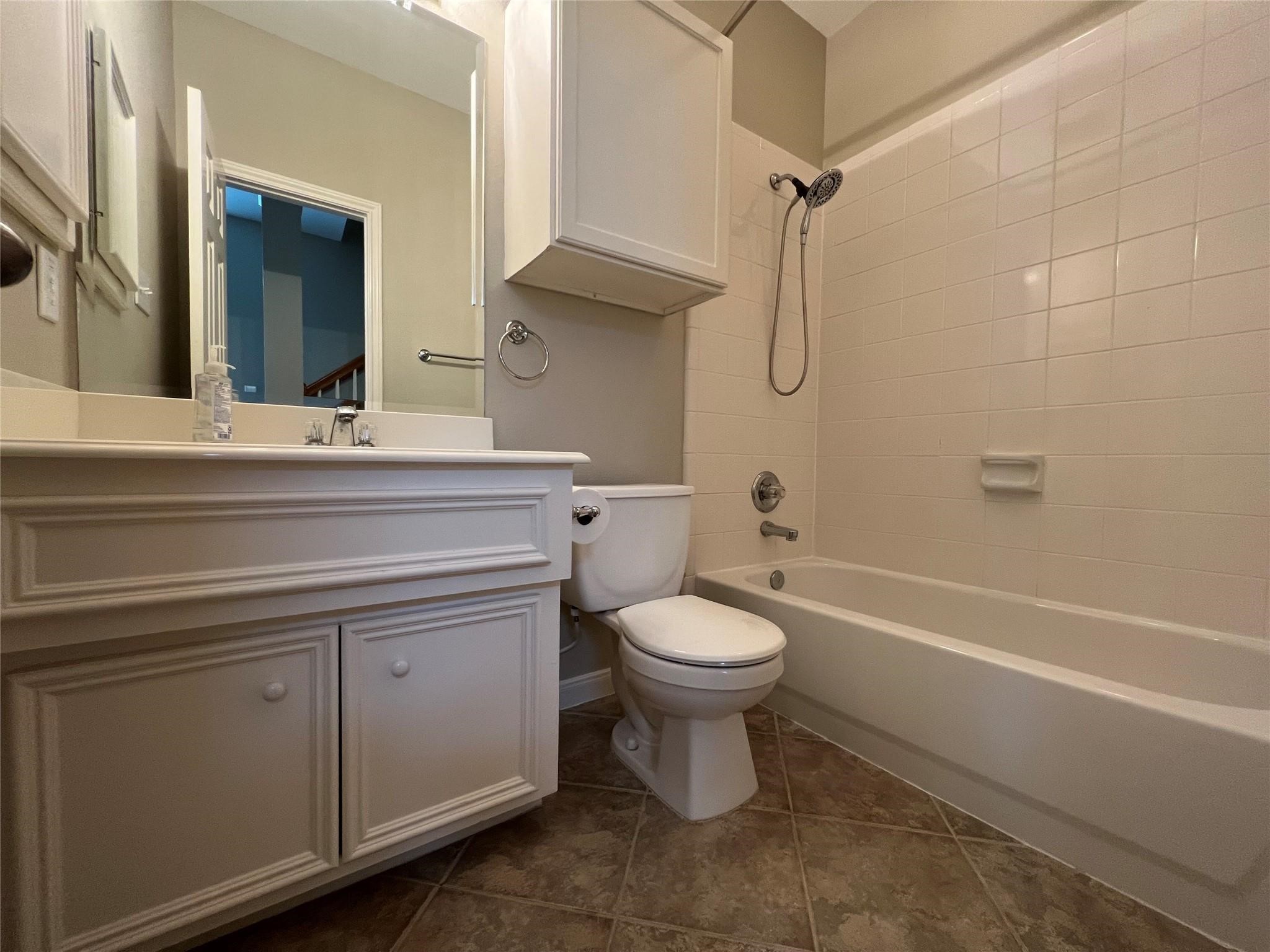 1323 Oneil Street Property Photo 4