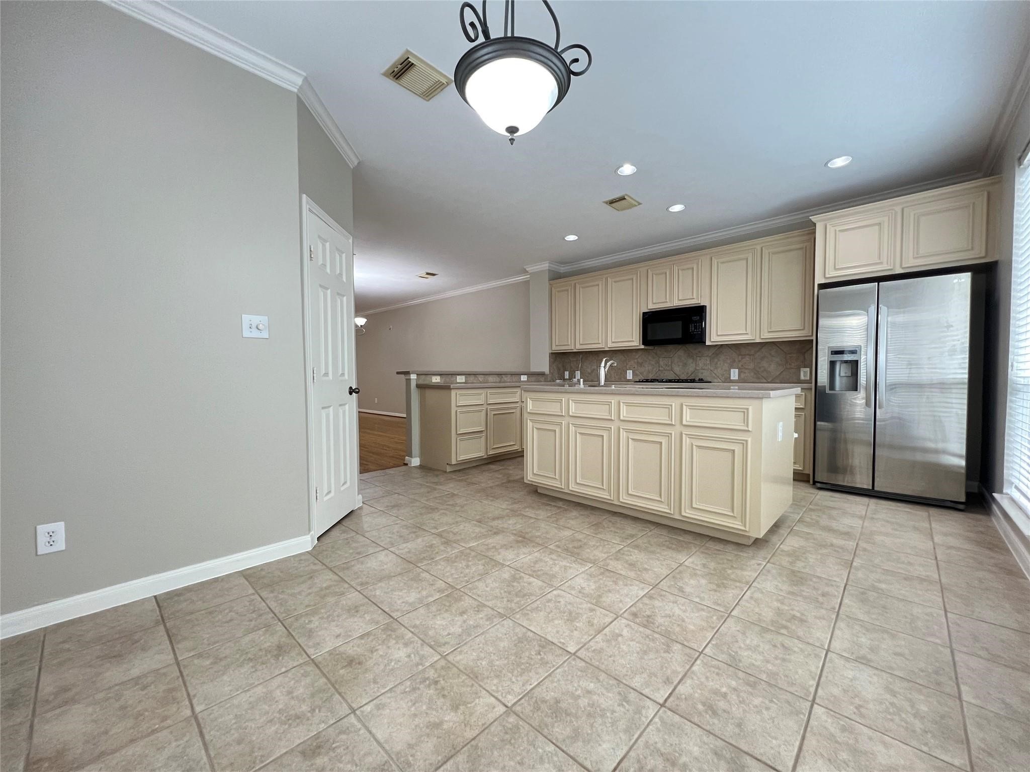 1323 Oneil Street Property Photo 8