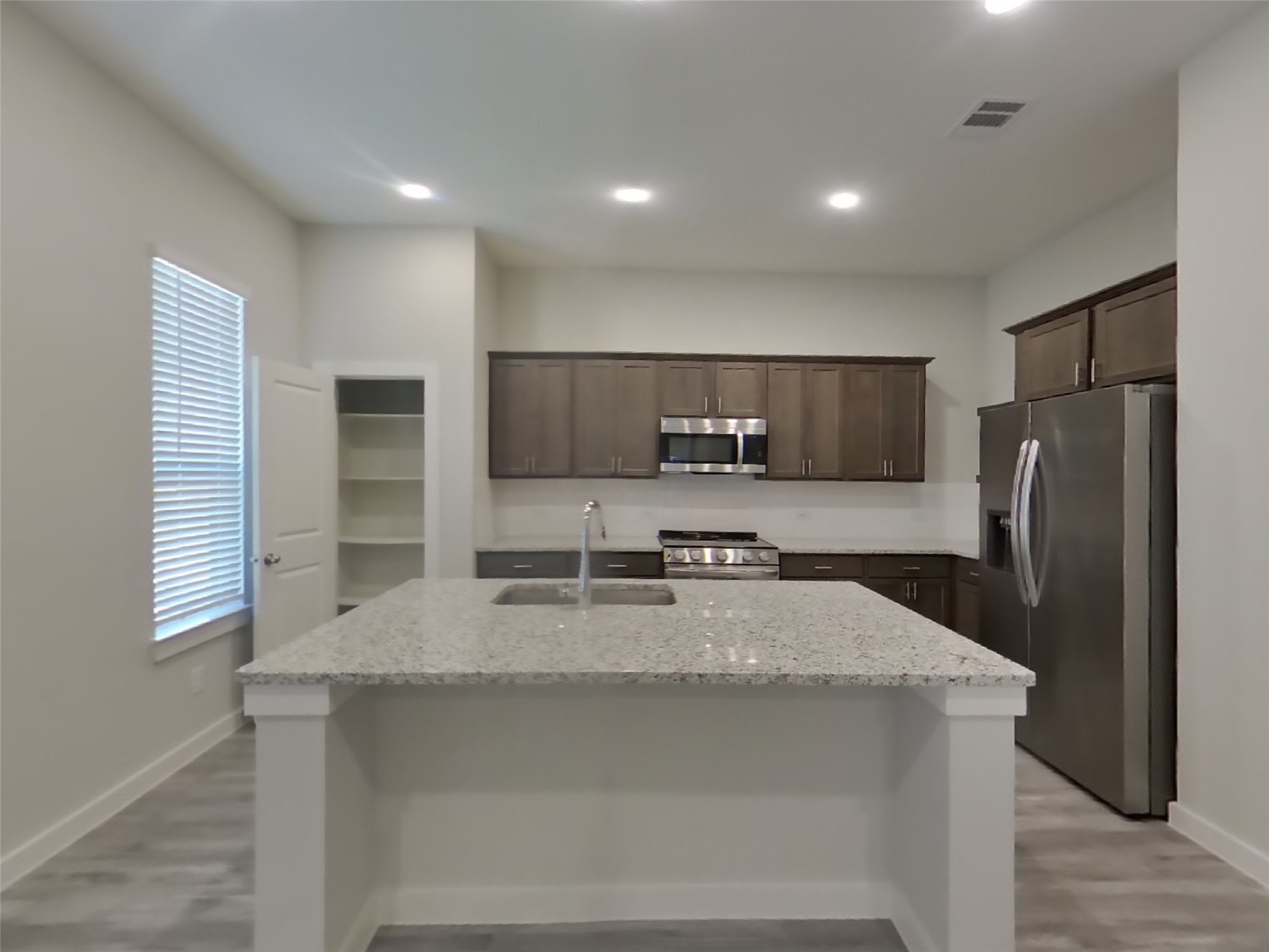 22749 Terrazzo Drive Property Photo 4