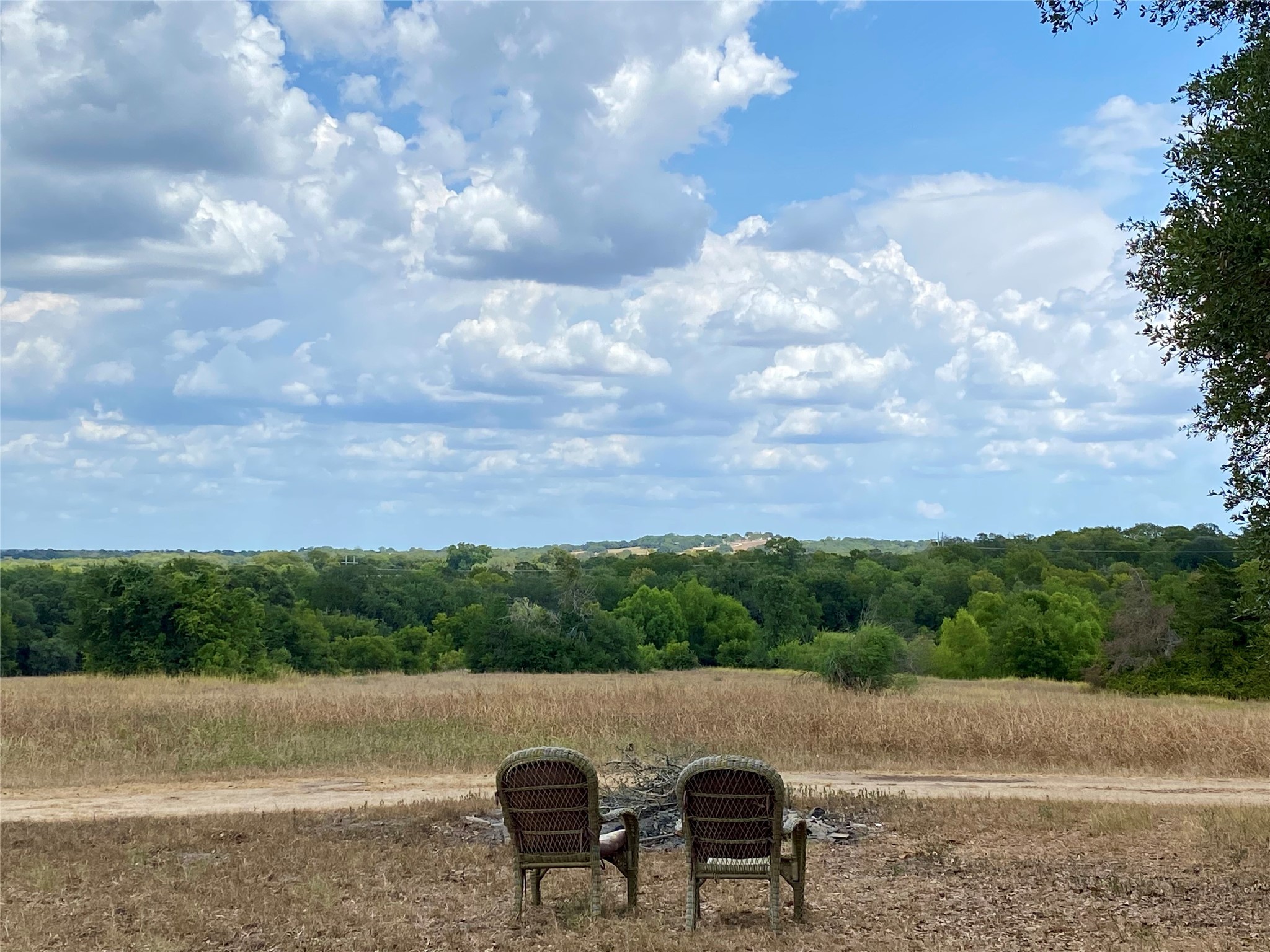 400 Christmas Road Property Photo 13