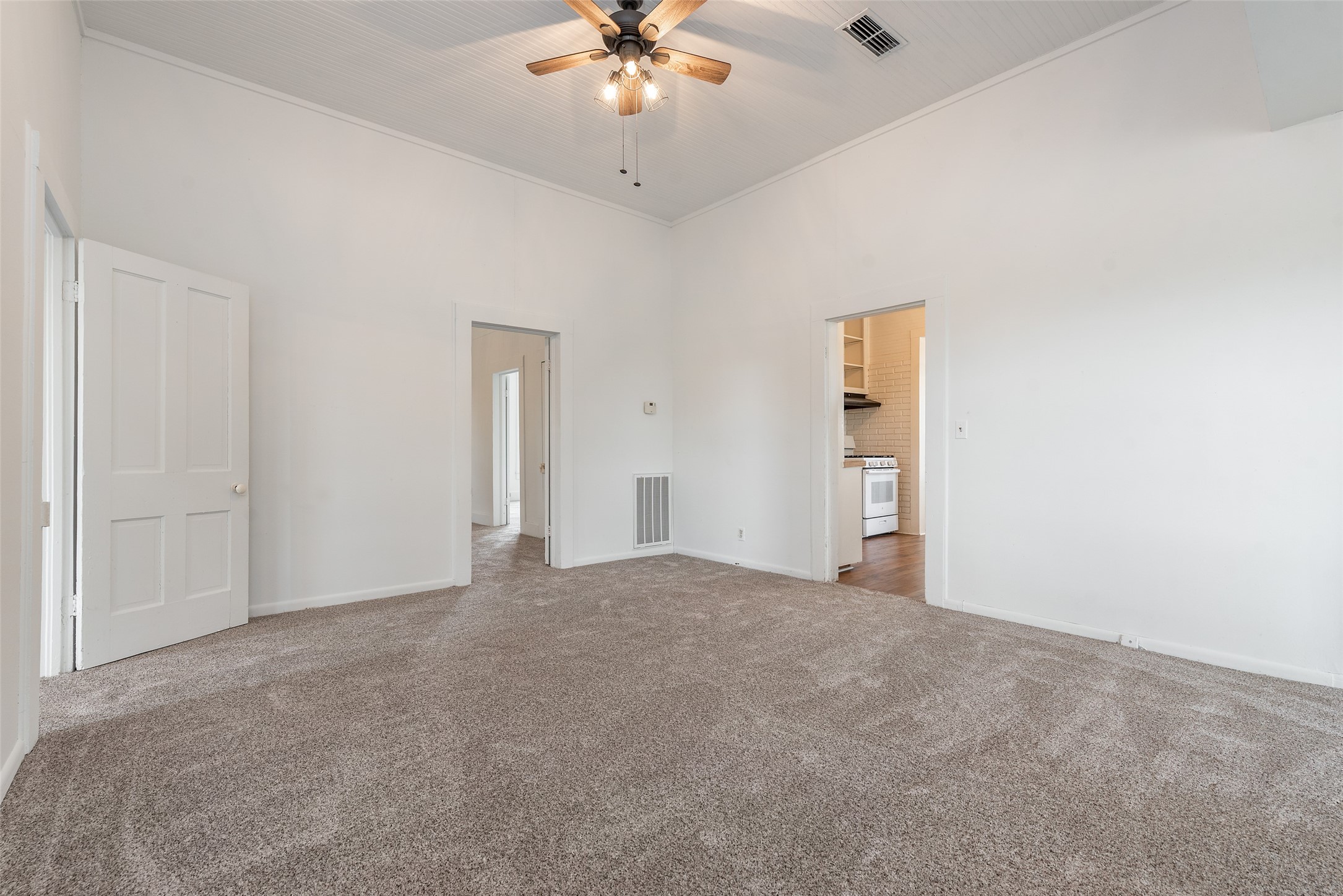 400 Christmas Road Property Photo 19