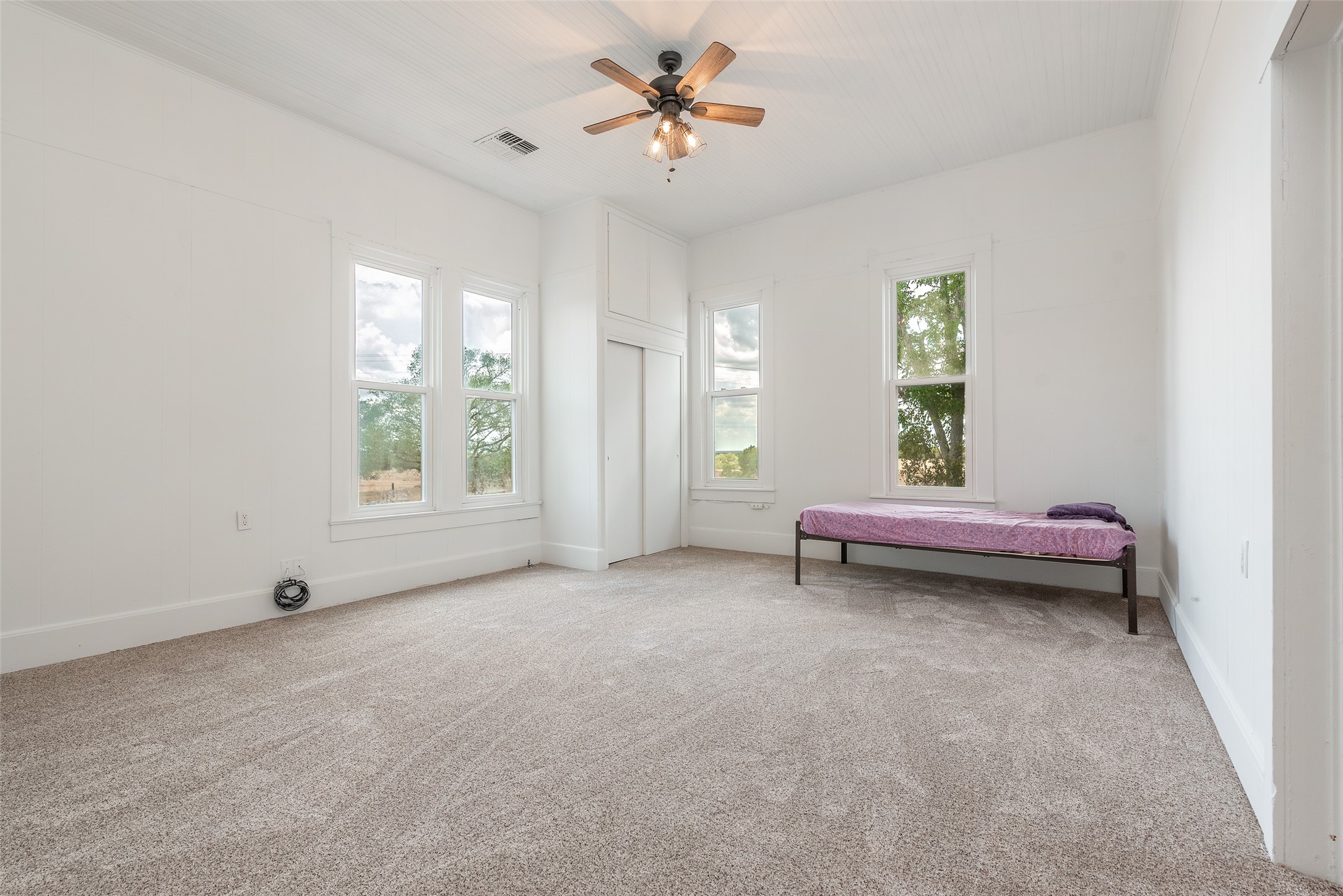 400 Christmas Road Property Photo 26