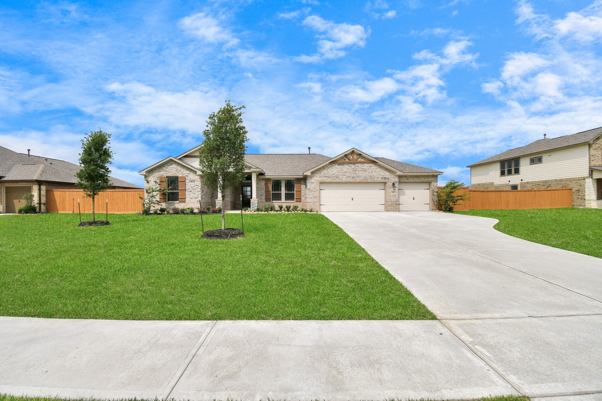 395 Hunter Ranch Way Property Photo 1