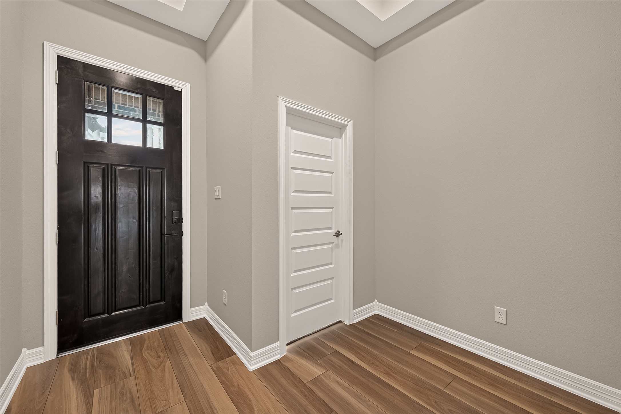 29034 Meadow Terrace Drive Property Photo 6