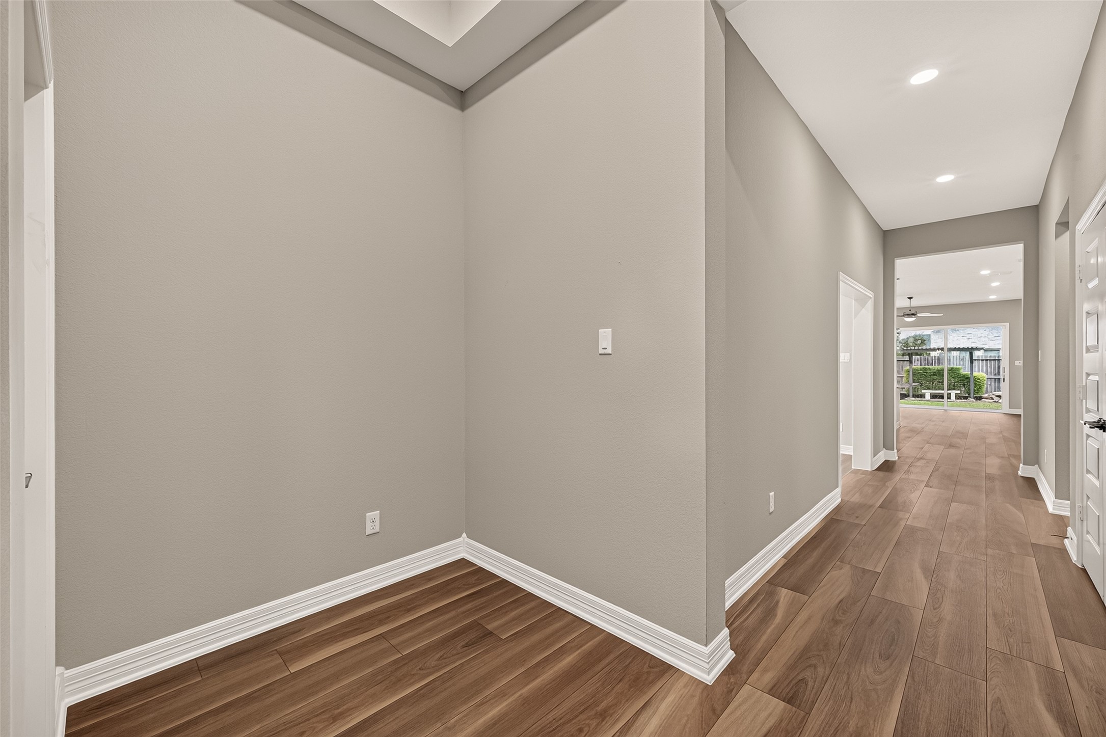 29034 Meadow Terrace Drive Property Photo 7