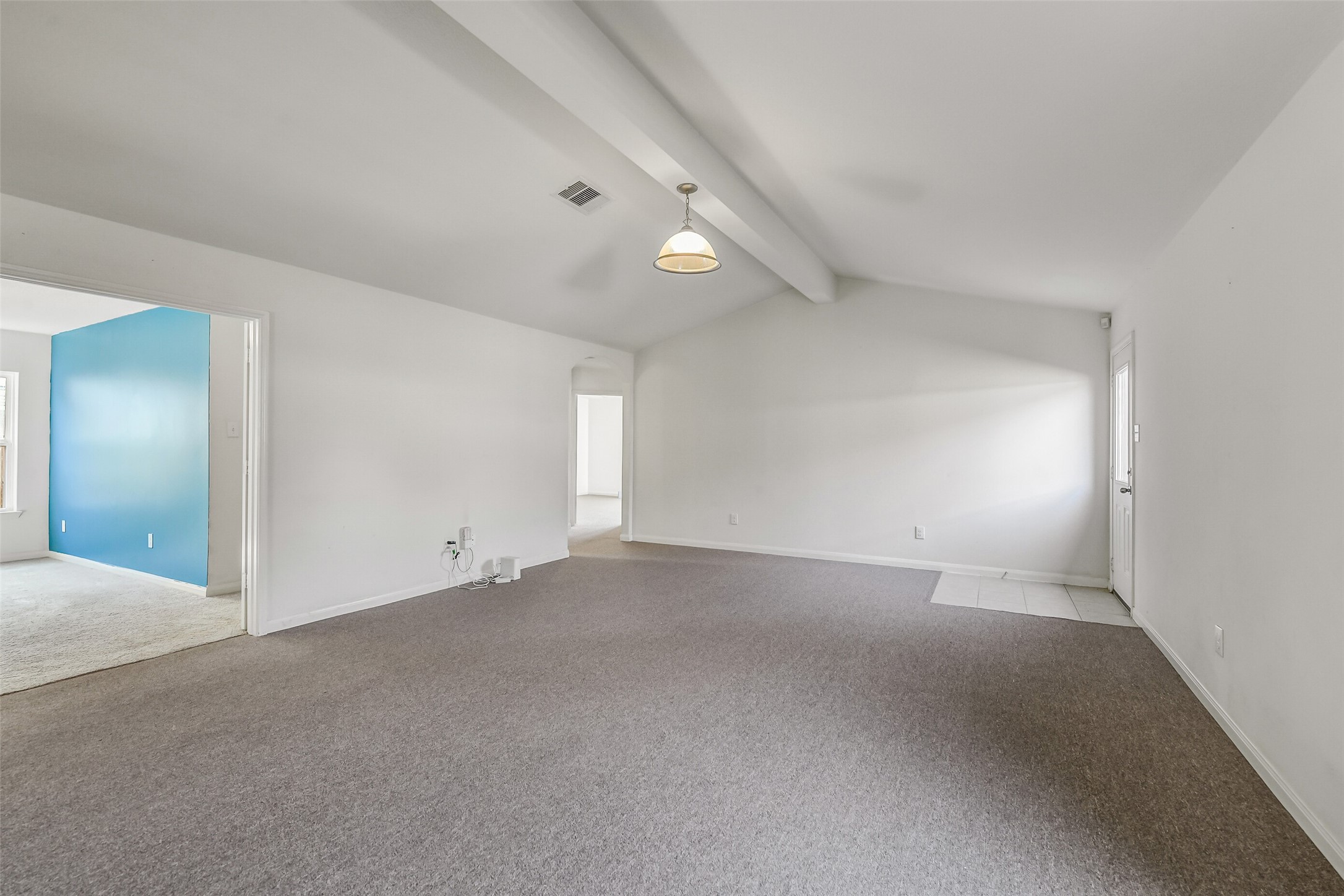 22719 Tabberts Way Property Photo 3