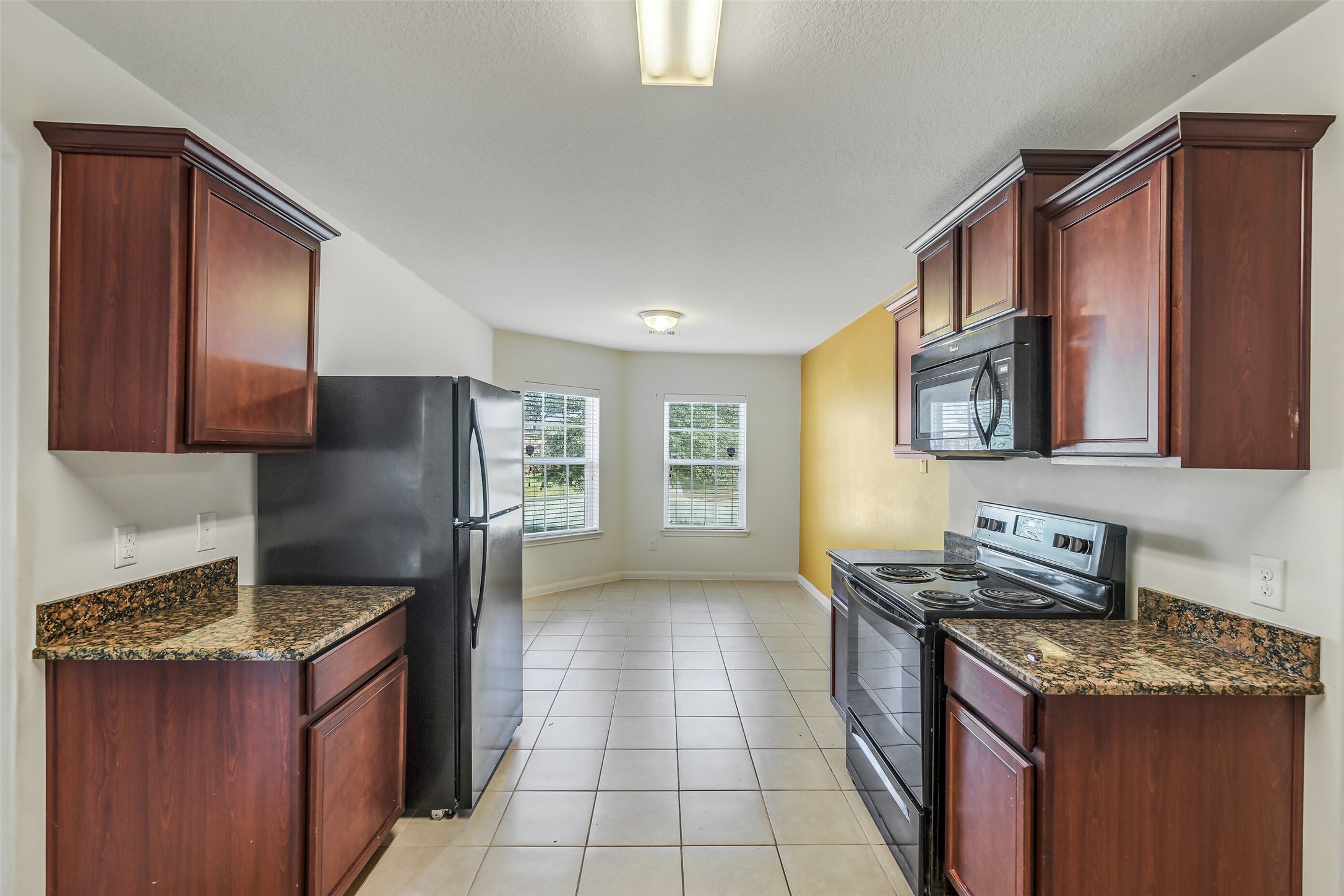 22719 Tabberts Way Property Photo 7