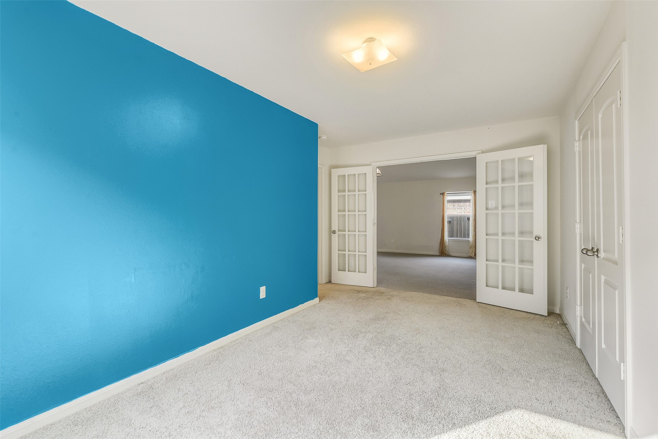 22719 Tabberts Way Property Photo 13