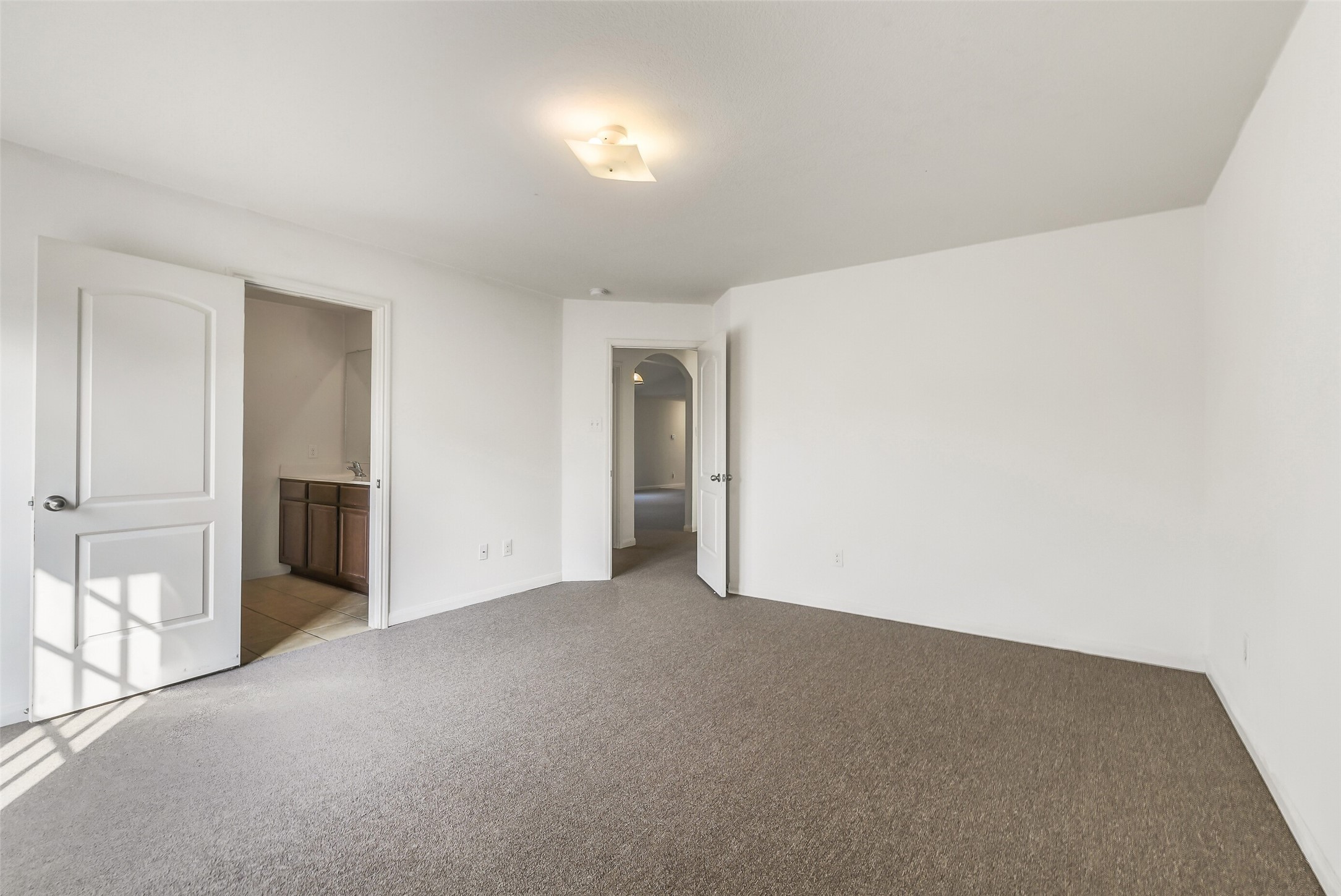 22719 Tabberts Way Property Photo 15