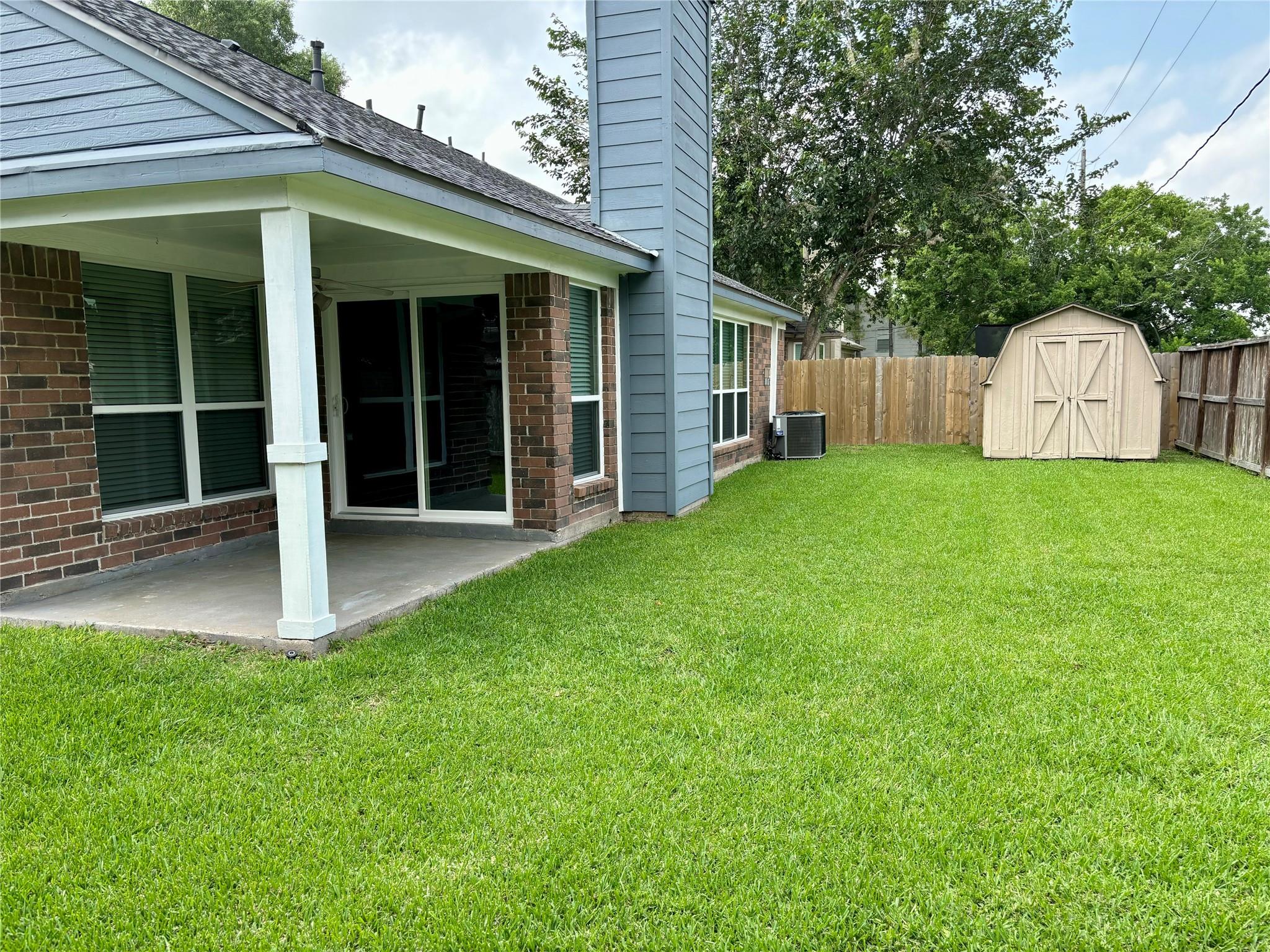3909 Ashwood Drive Property Photo 9