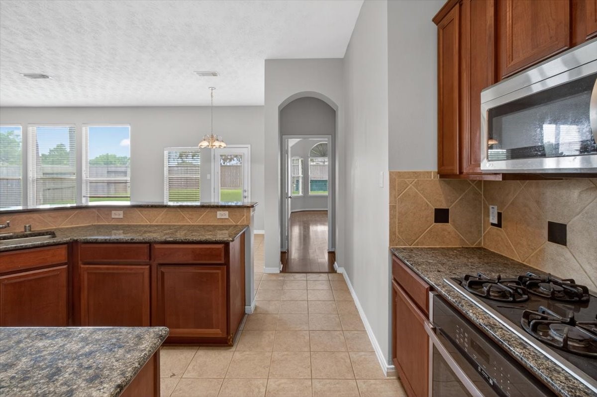 1210 Longdraw Drive Property Photo 11