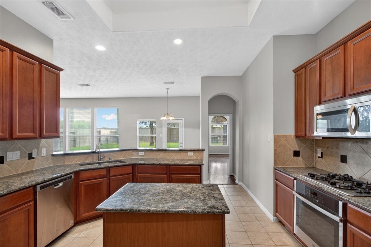 1210 Longdraw Drive Property Photo 15