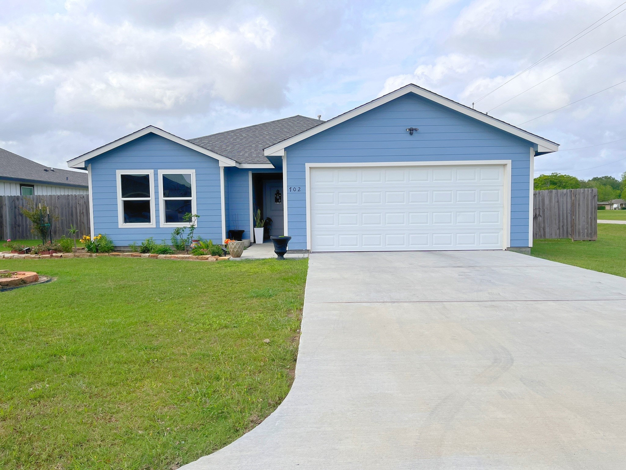 702 Flycatcher Drive Property Photo 1