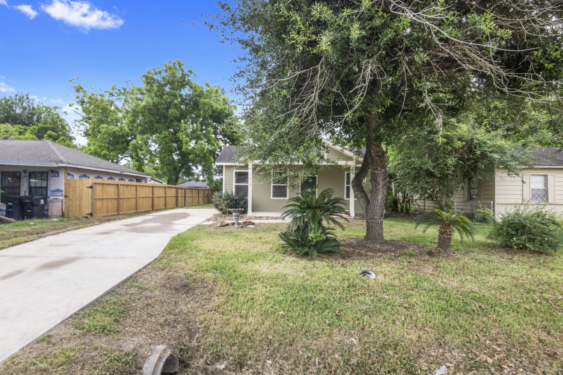 3618 Rockingham Street Property Photo 2