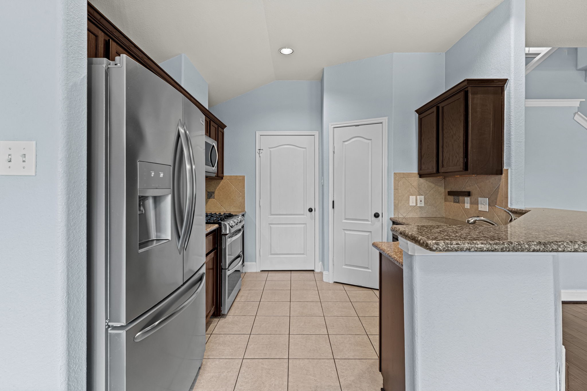 5102 Hardy Street Property Photo 11