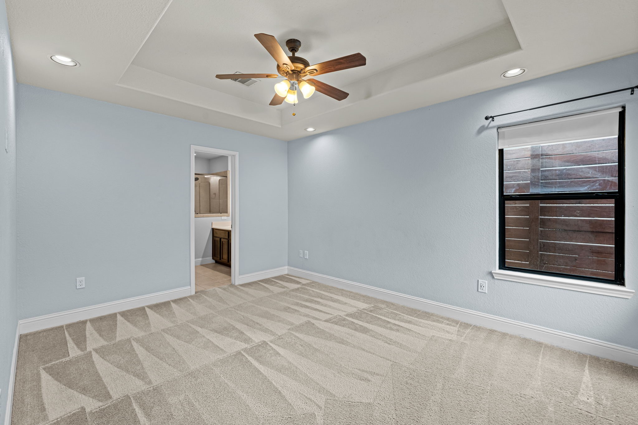 5102 Hardy Street Property Photo 15