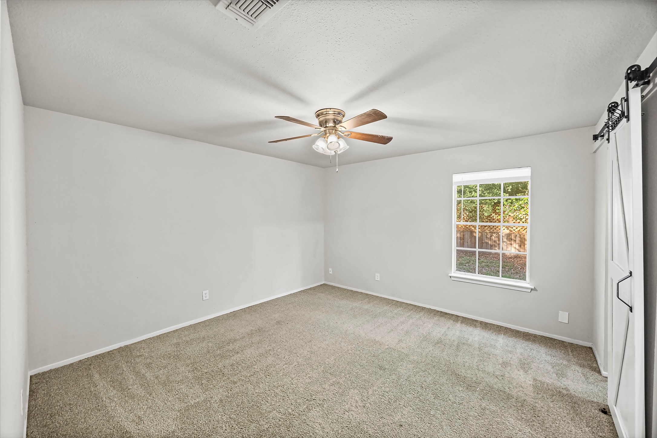 1 E Wavy Oak Circle Property Photo 10