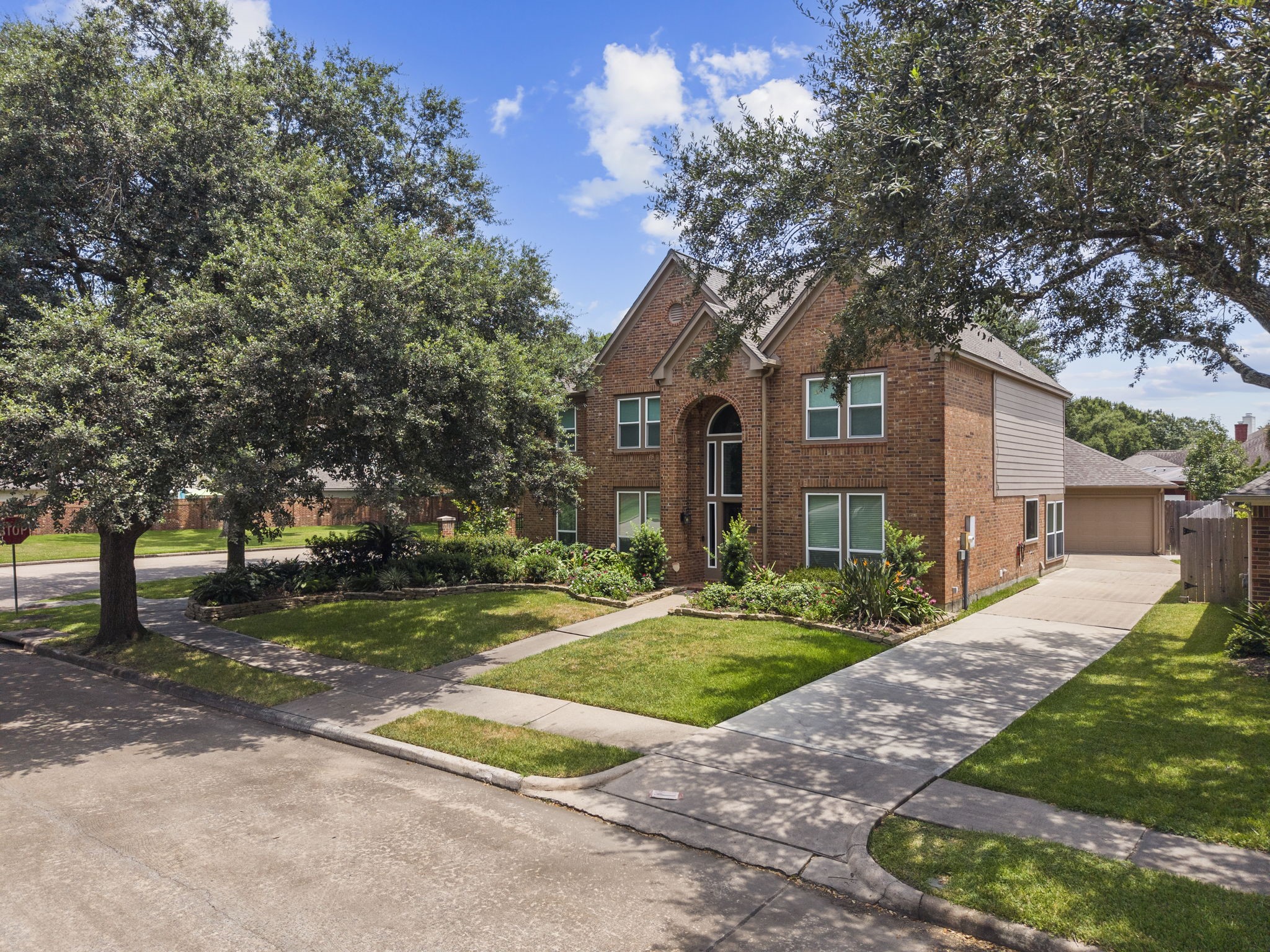 2210 Bay Haven Way Property Photo 2