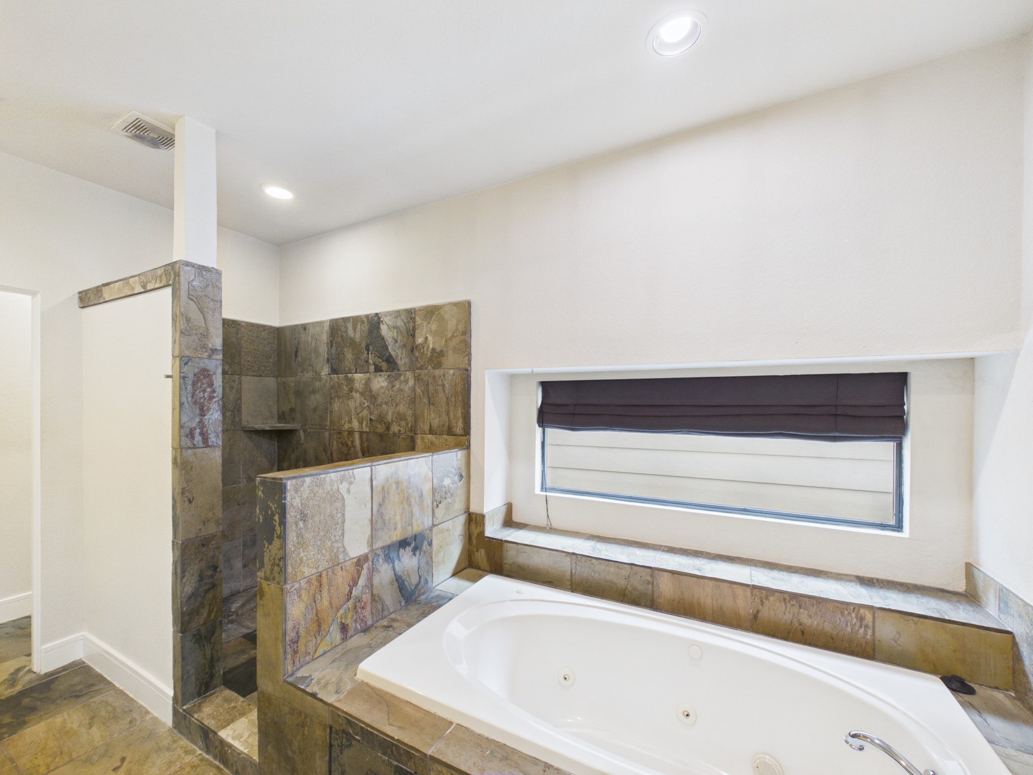 5425 Floyd Street Property Photo 19