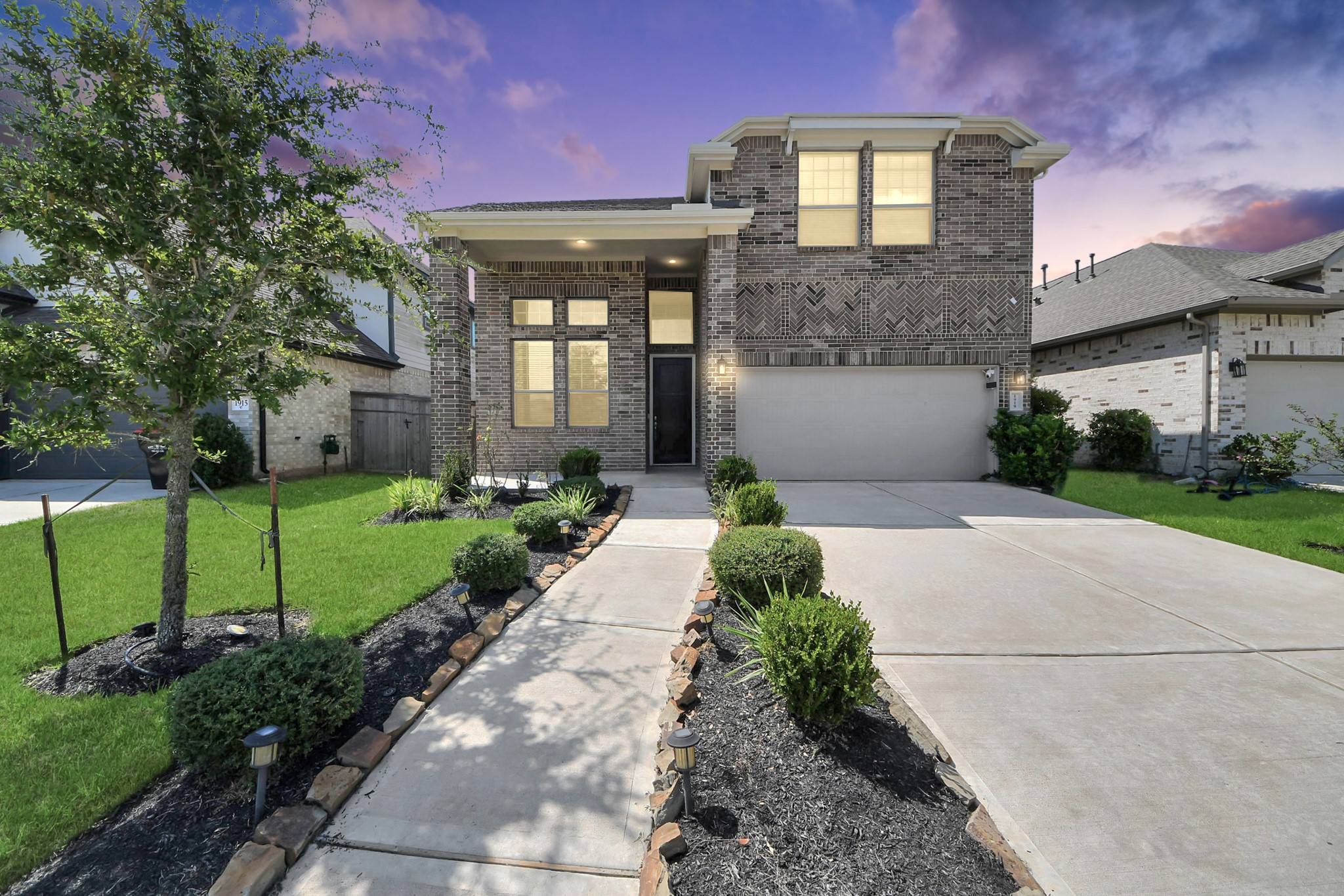 1919 Meadow Trail Drive Property Photo 1