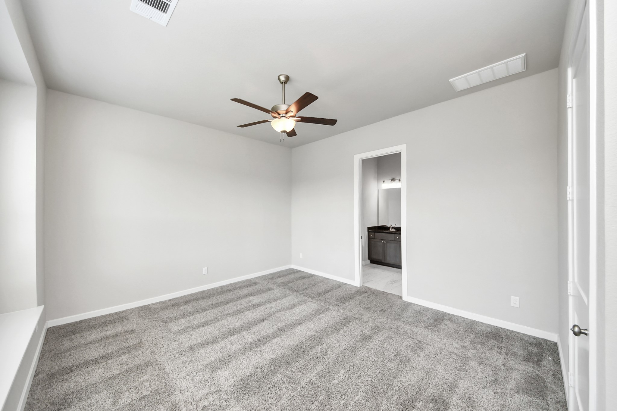 1919 Meadow Trail Drive Property Photo 21