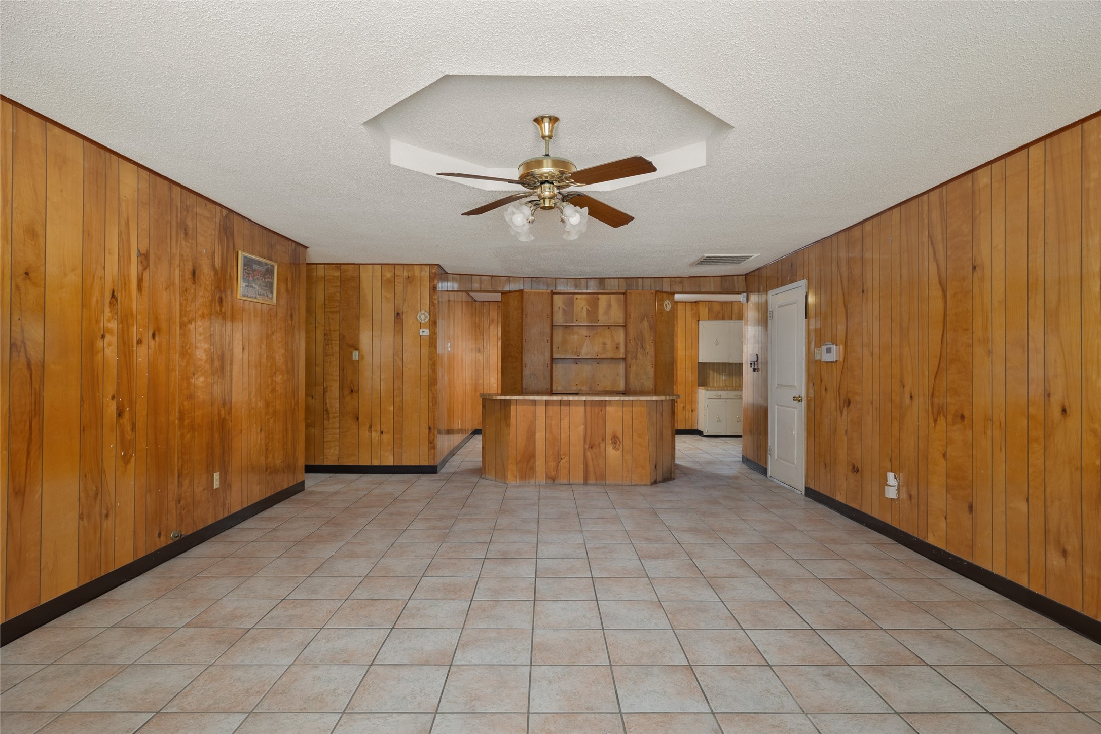 901 Vista Hermosa Property Photo 4