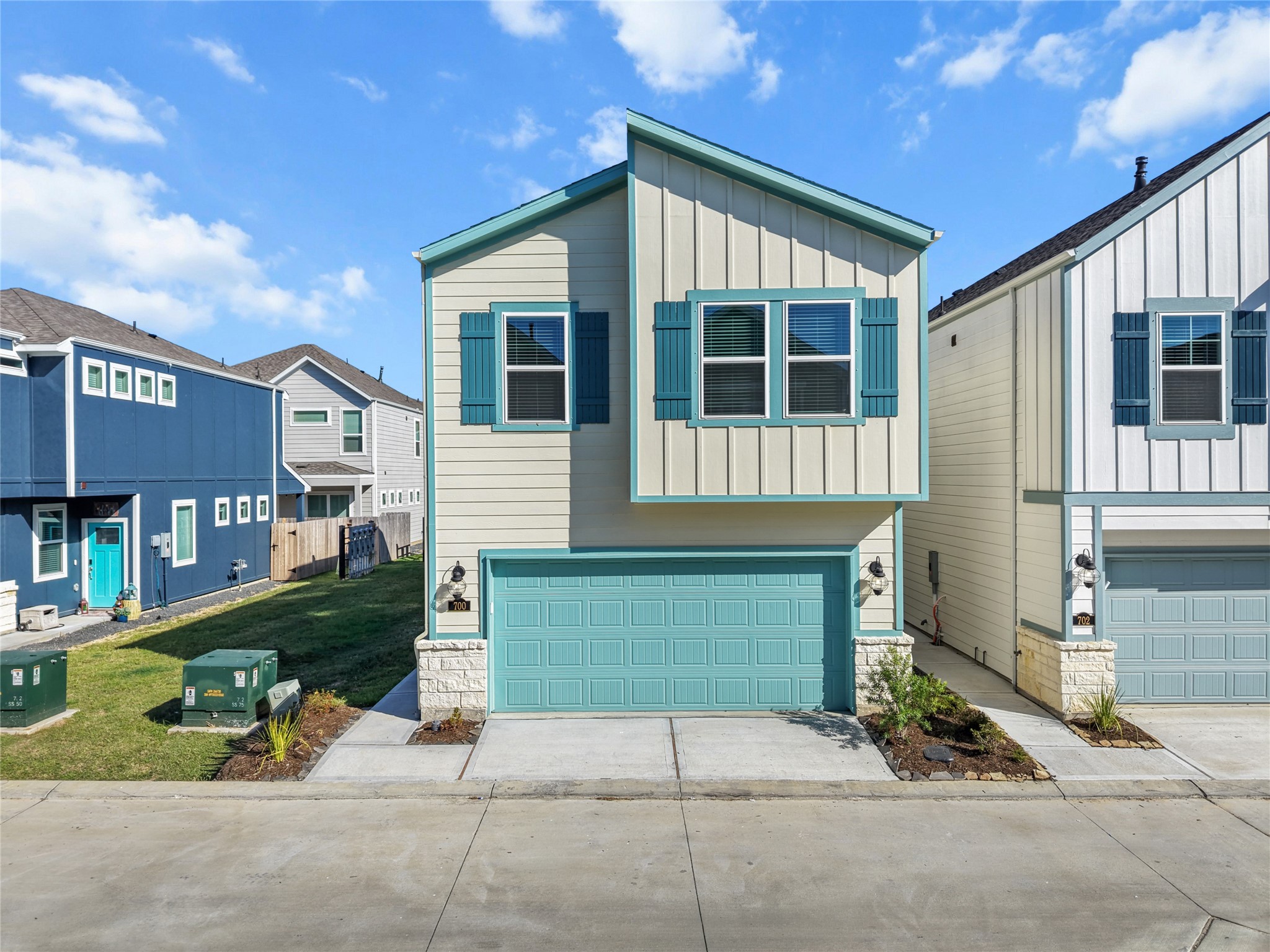 700 Sand Dollar Drive Property Photo 1