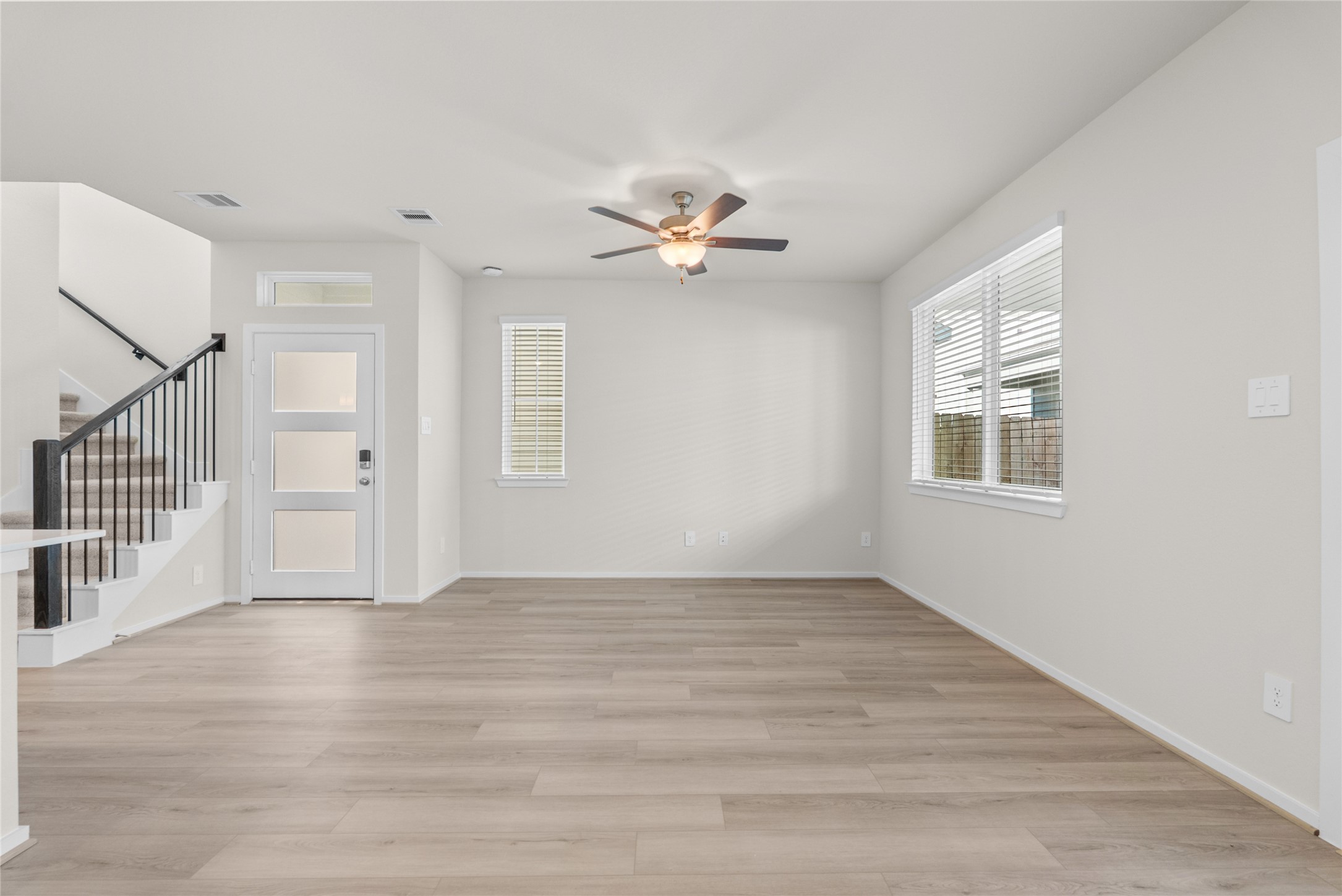 700 Sand Dollar Drive Property Photo 6