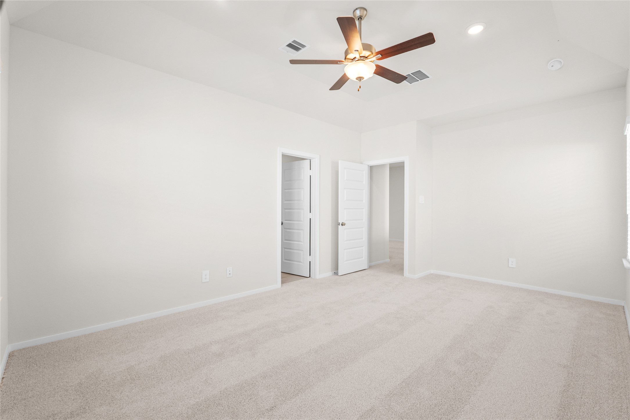 700 Sand Dollar Drive Property Photo 12