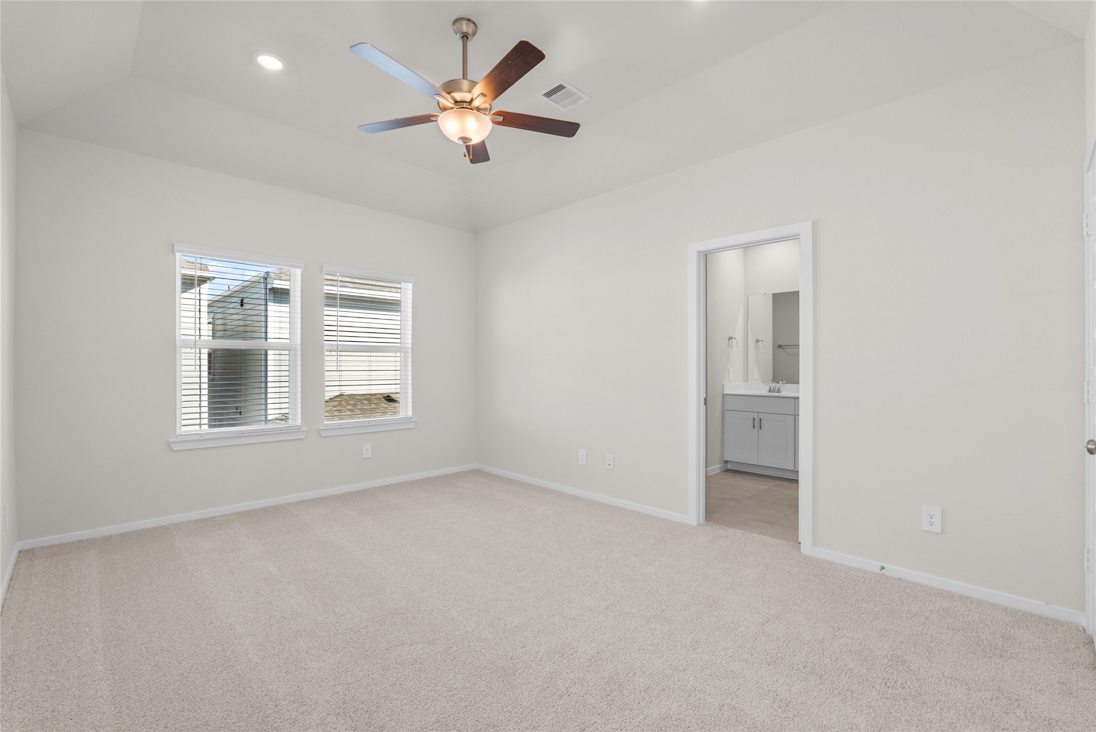 700 Sand Dollar Drive Property Photo 13