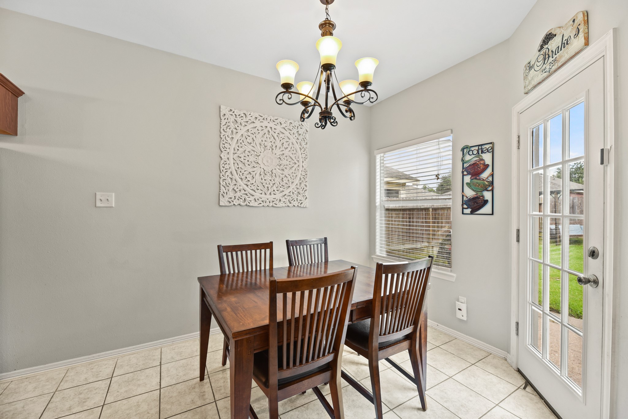 32018 Anne Lane Property Photo 5