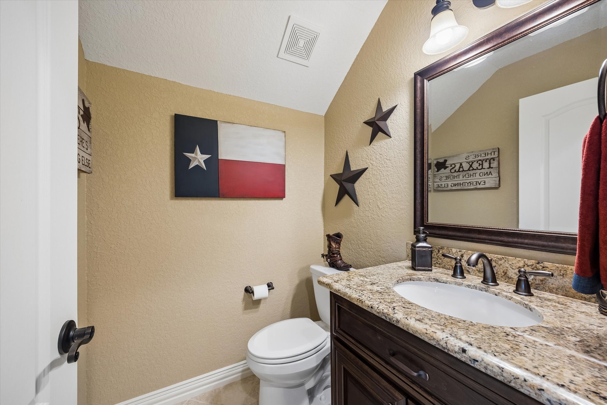 17703 Cedar Hill Drive Property Photo 34