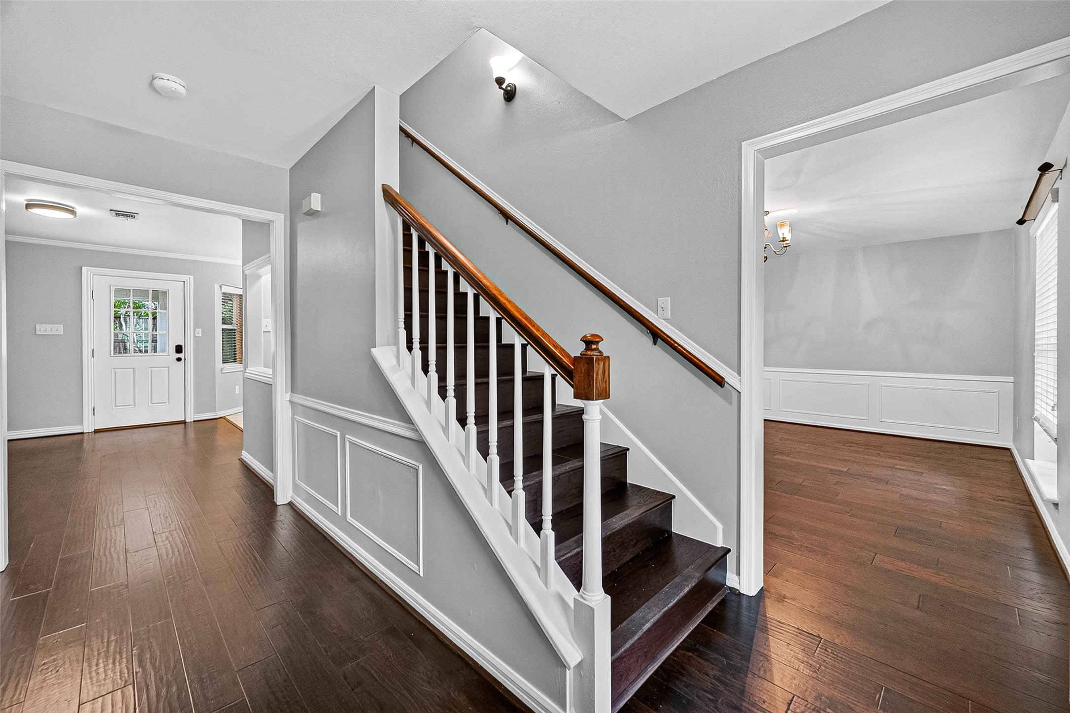 811 Thicket Lane Property Photo 4