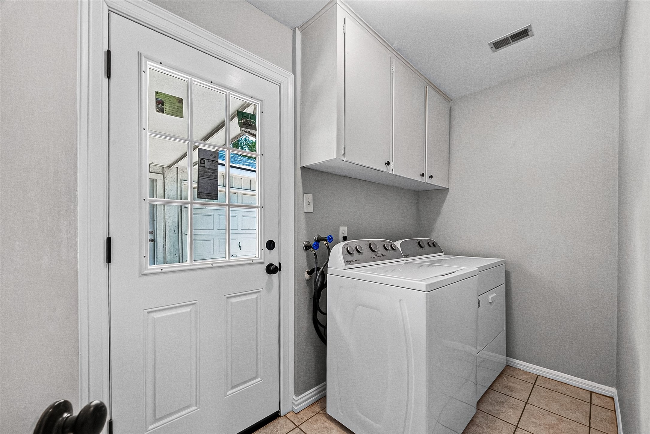 811 Thicket Lane Property Photo 15