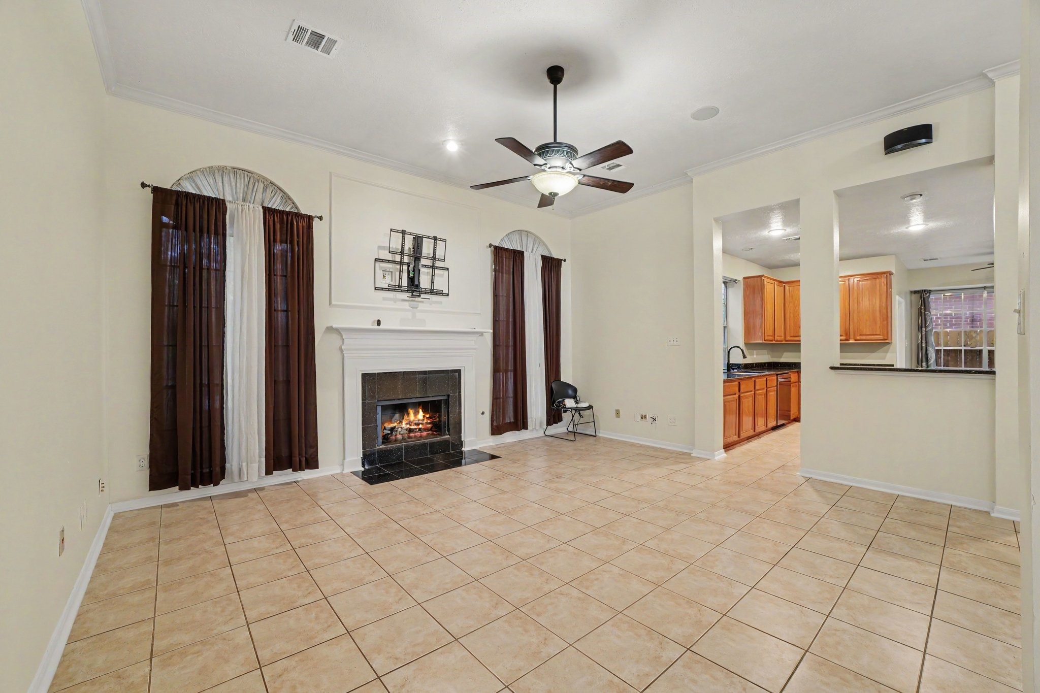 8511 Shellville Court Property Photo 5