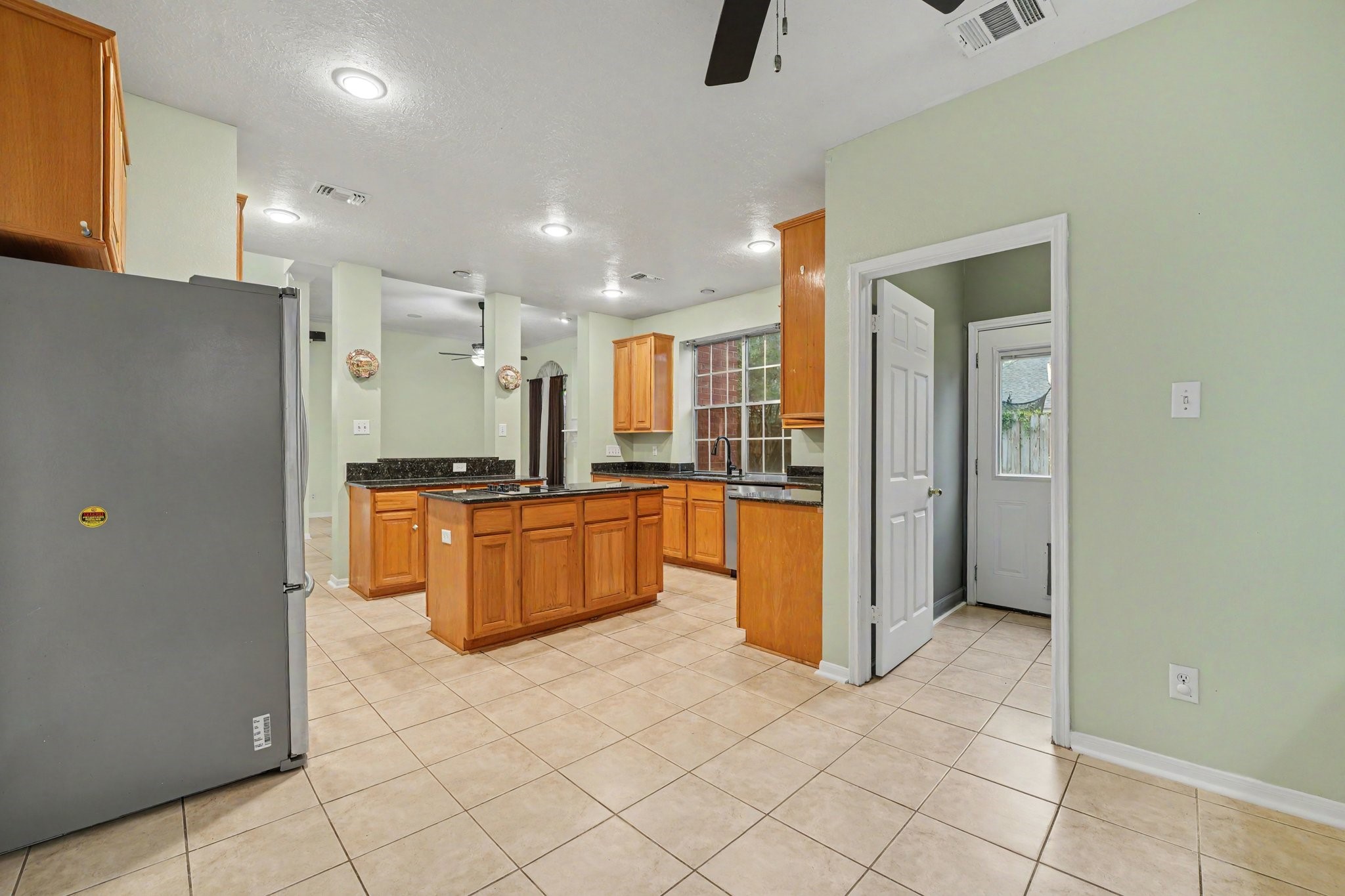 8511 Shellville Court Property Photo 7