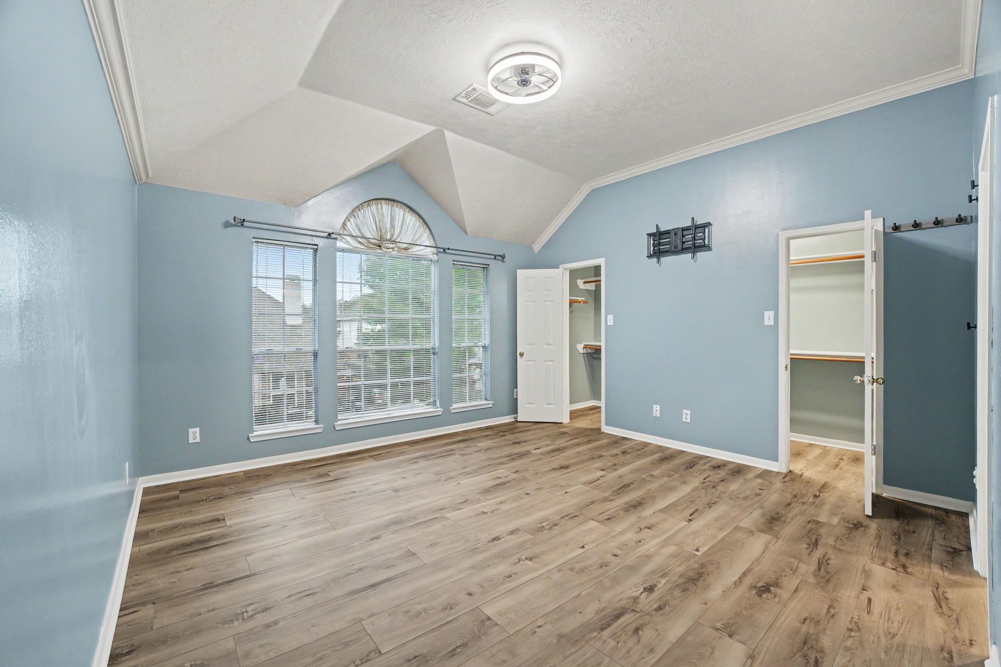 8511 Shellville Court Property Photo 11