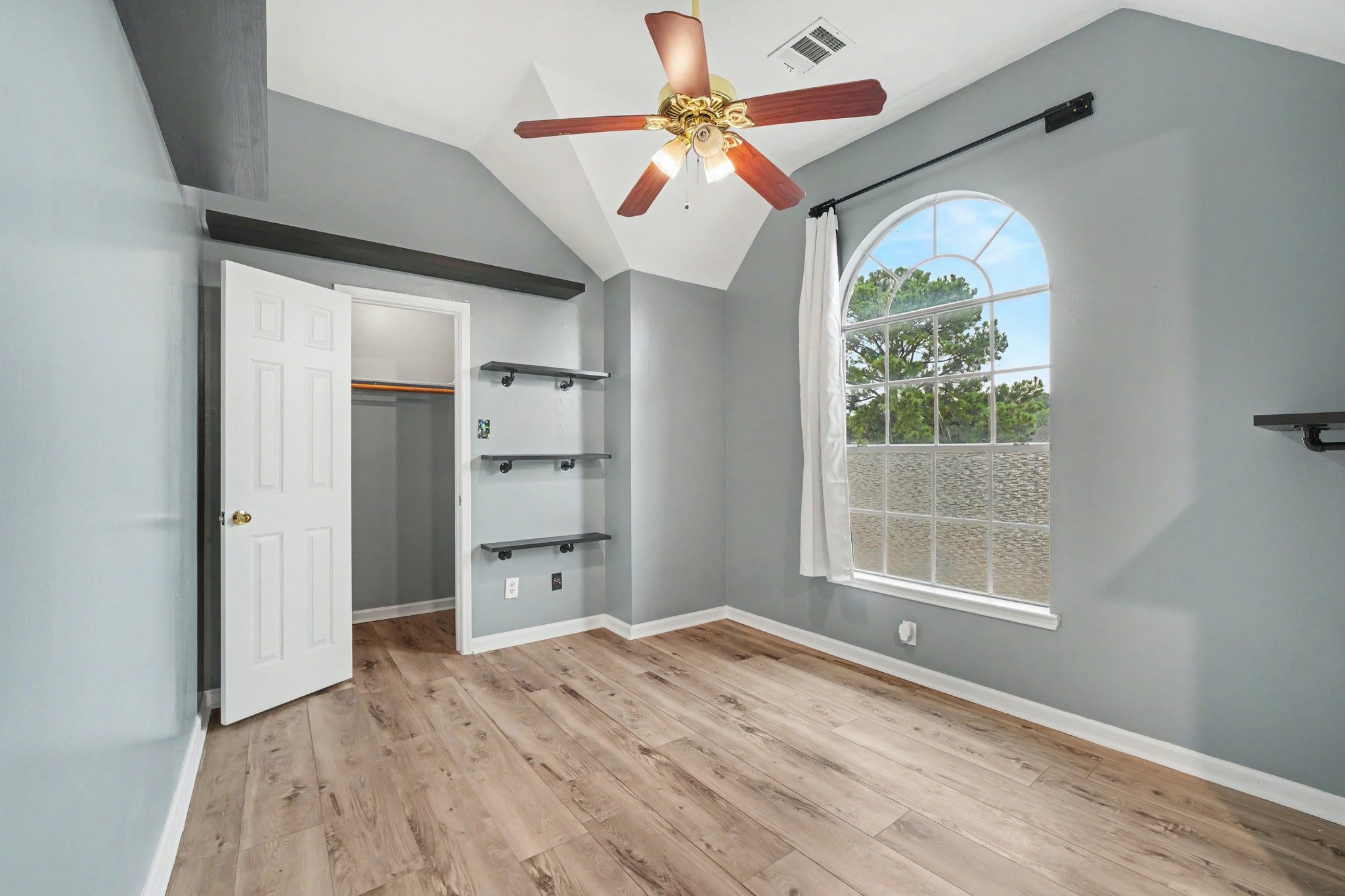 8511 Shellville Court Property Photo 15