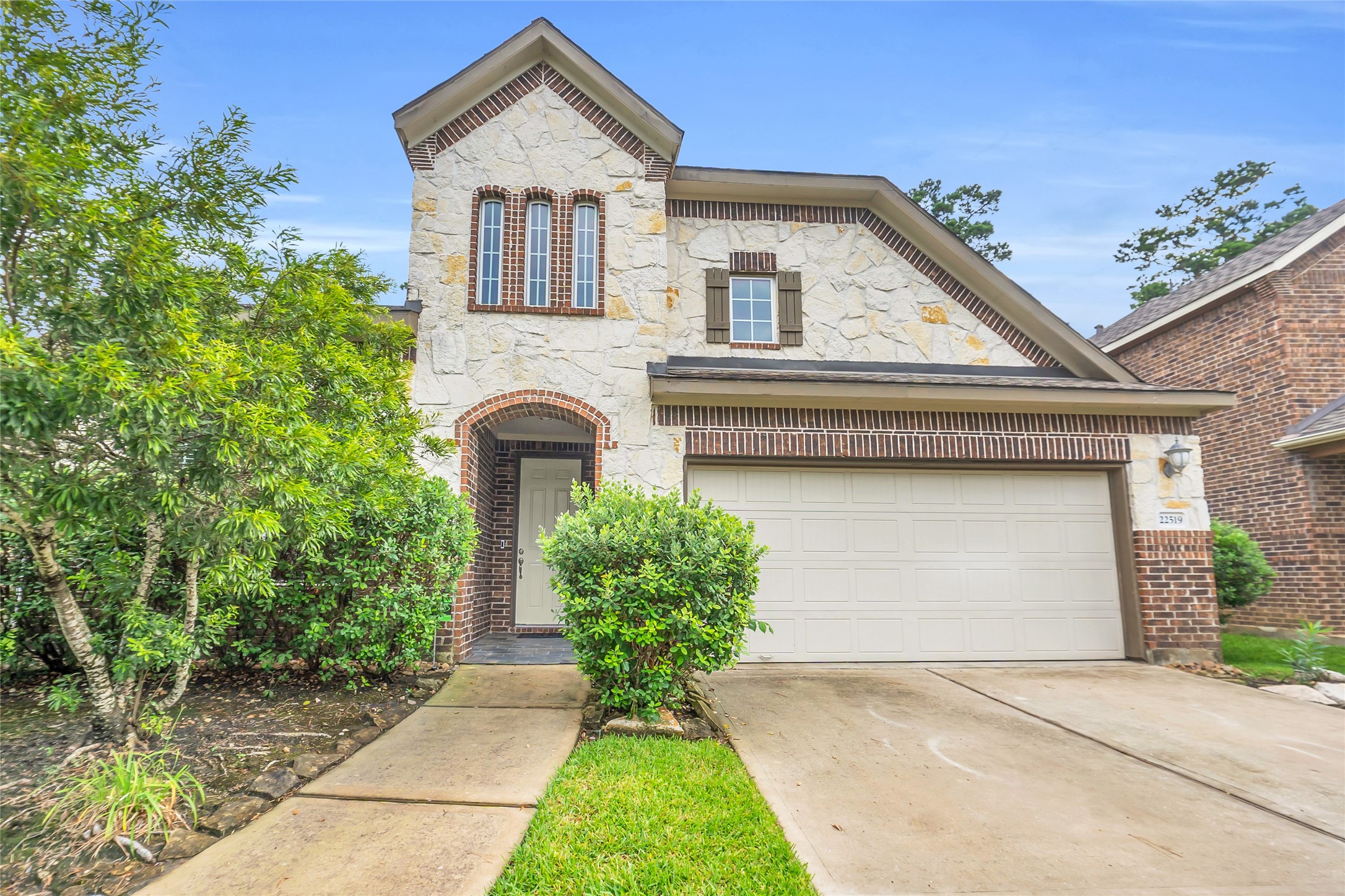 22519 Birch Ridge Meadow Drive Property Photo 1
