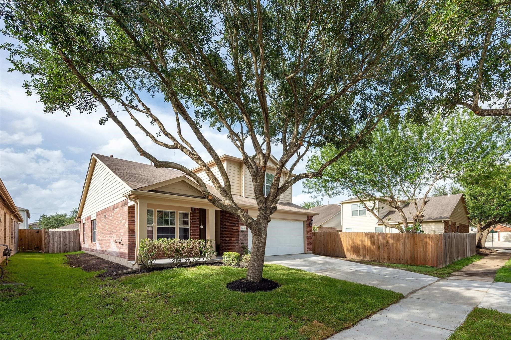 20018 Larkspur Lndg Property Photo 4