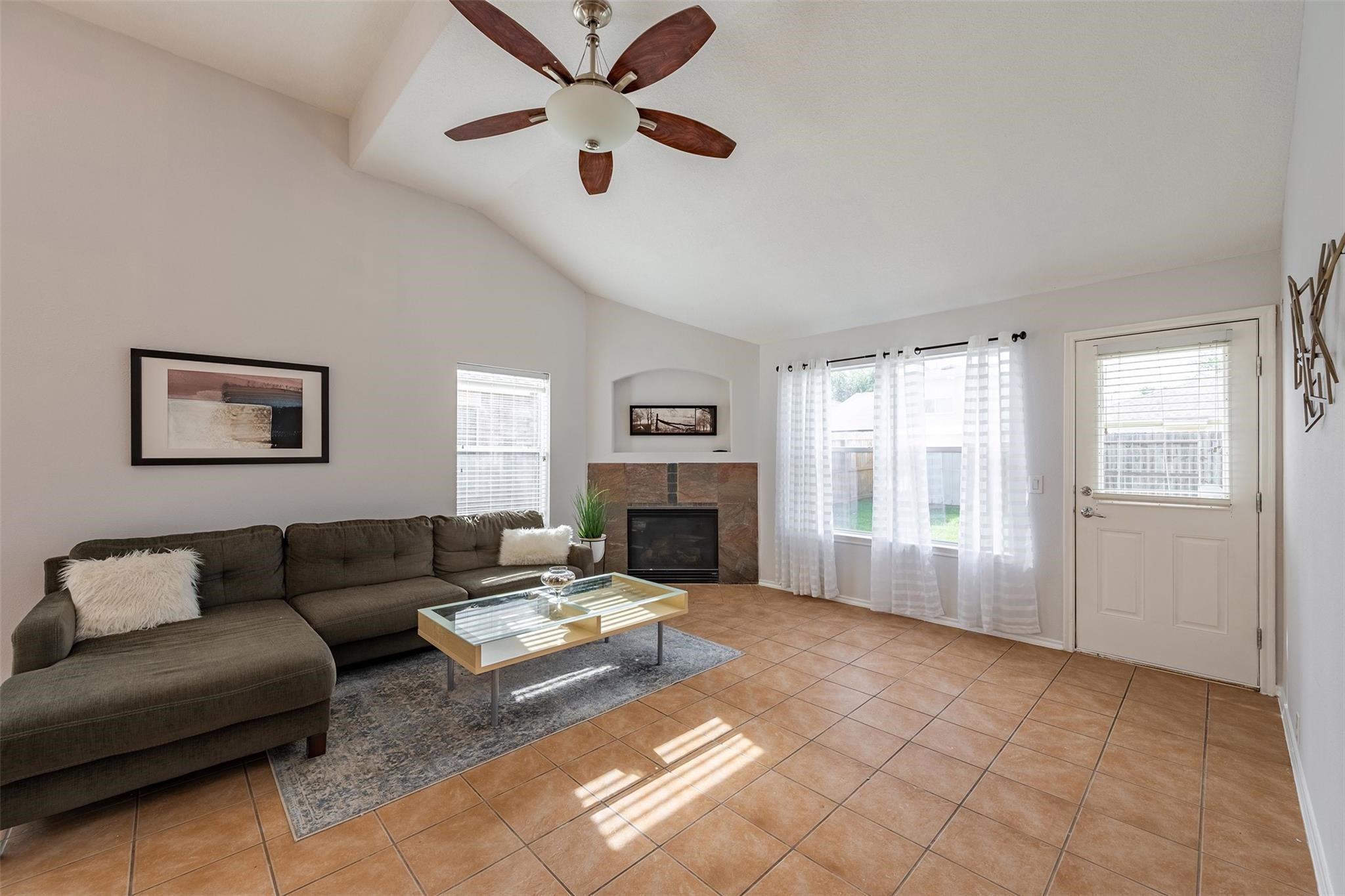 20018 Larkspur Lndg Property Photo 13