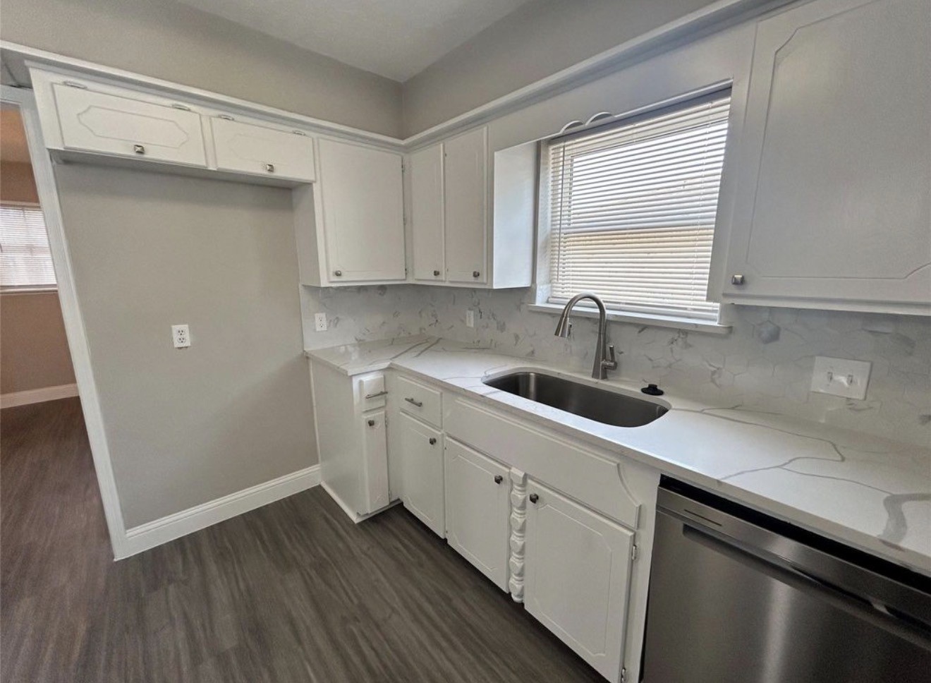 1601 Washington Drive Property Photo 9
