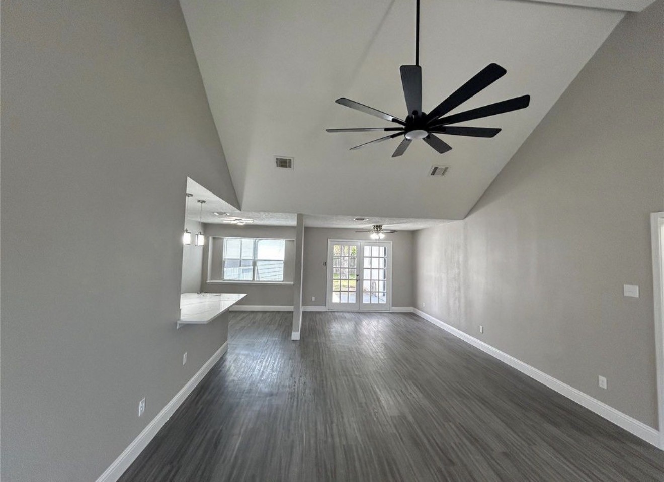 1601 Washington Drive Property Photo 13
