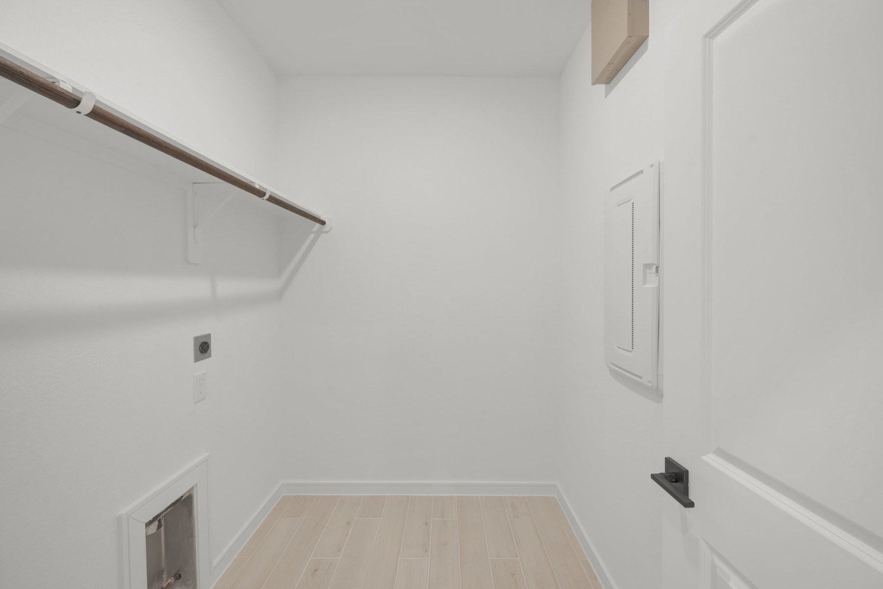 588 Day Station Drive Property Photo 22