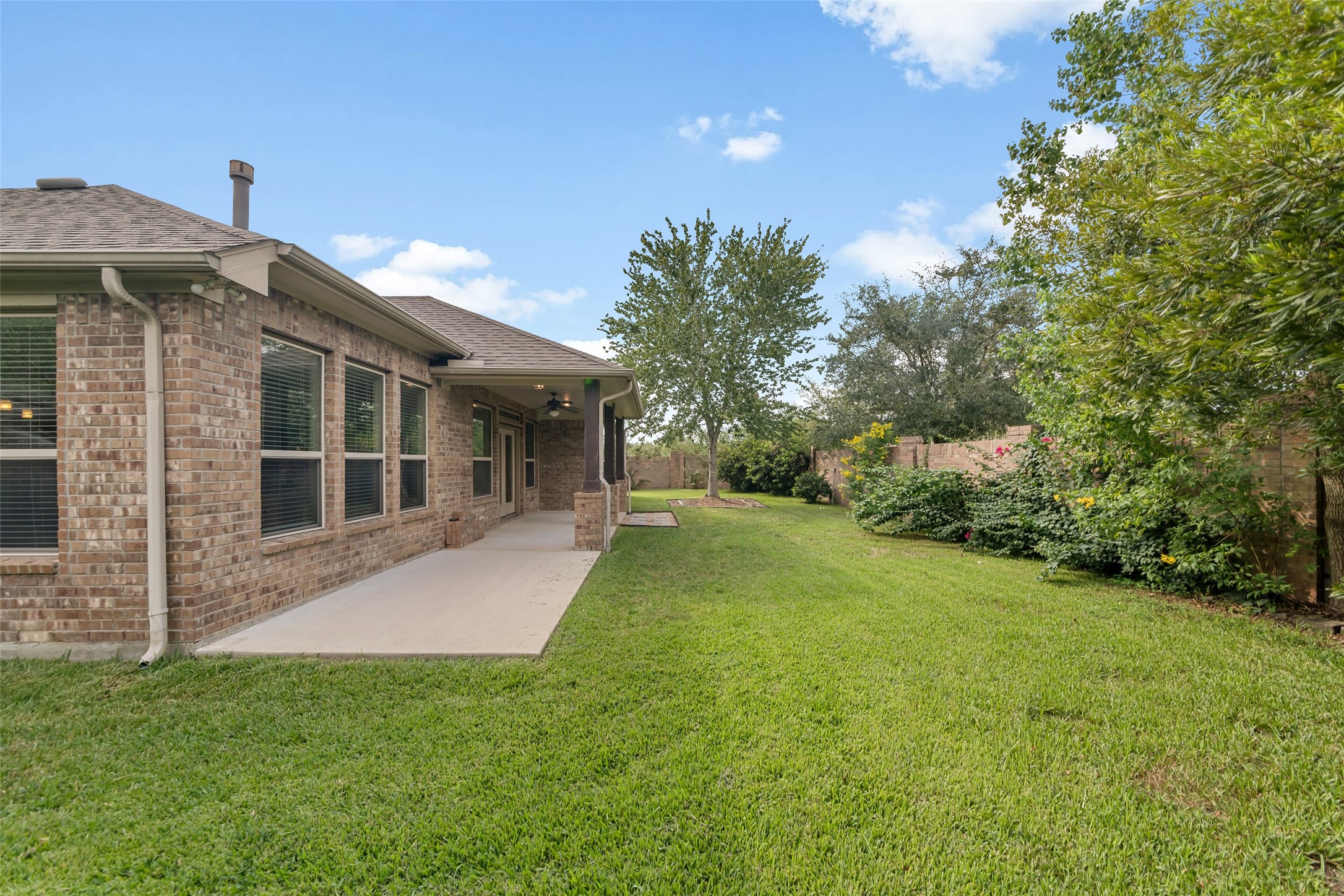 12218 Rampy Green Drive Property Photo 37