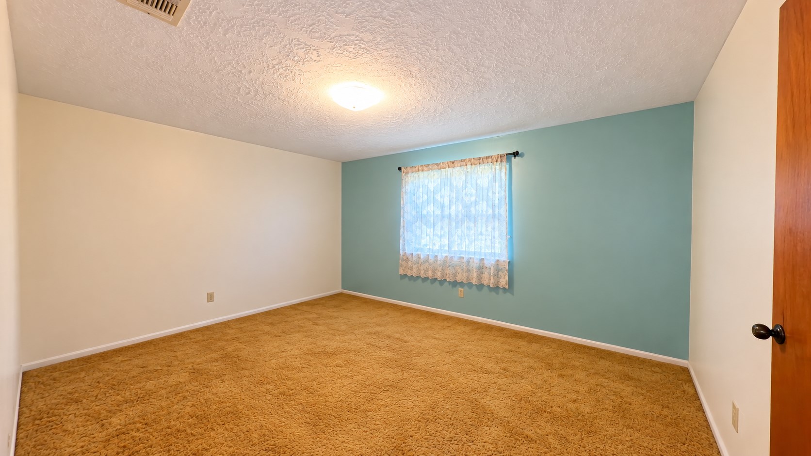 1105 Brenda Drive Property Photo 9
